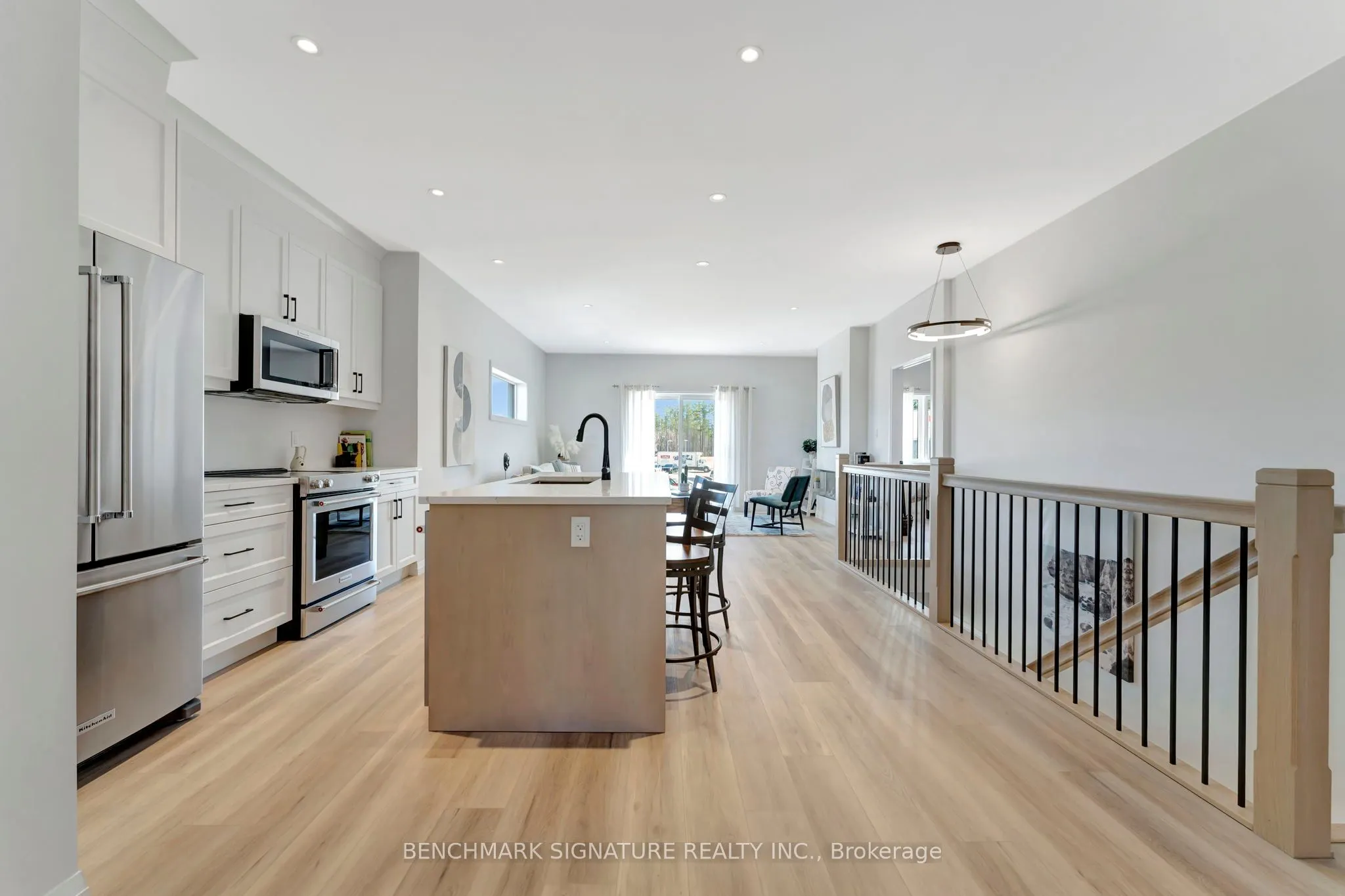 2 Painted Skimmer Place