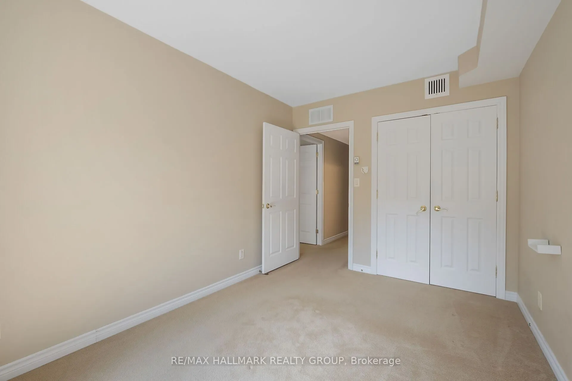131 Robson Court, #1A