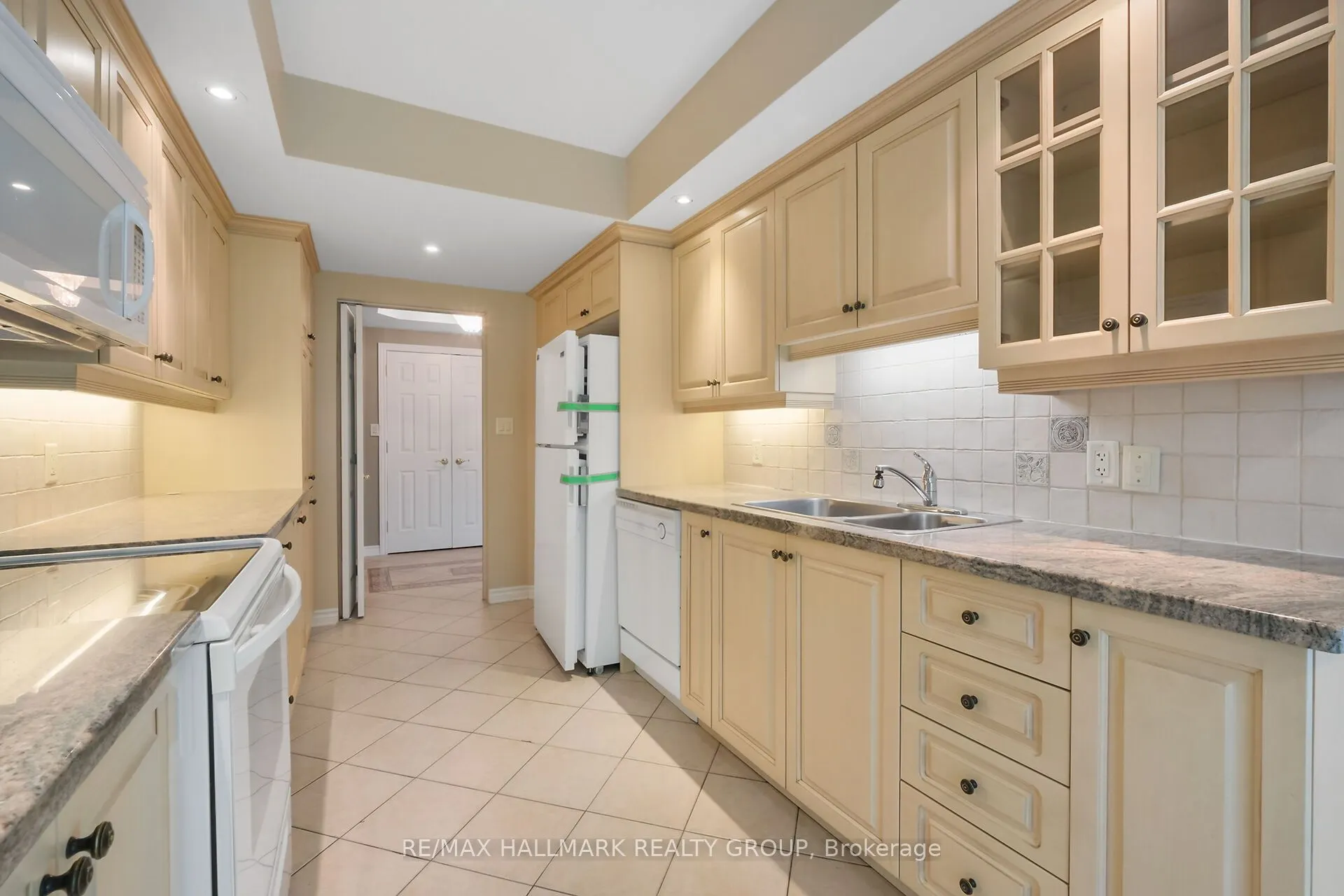 131 Robson Court, #1A