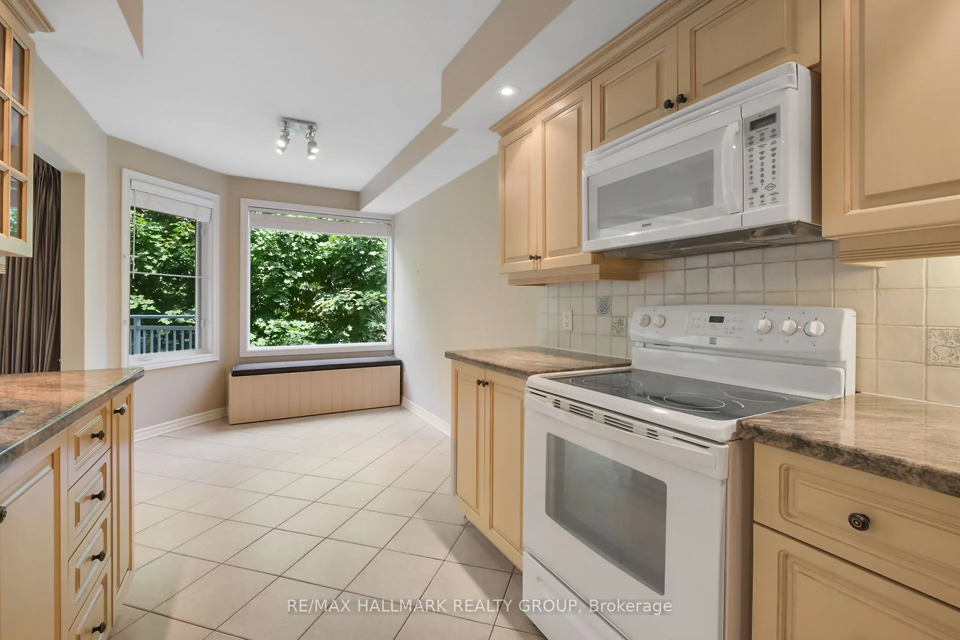 131 Robson Court, #1A