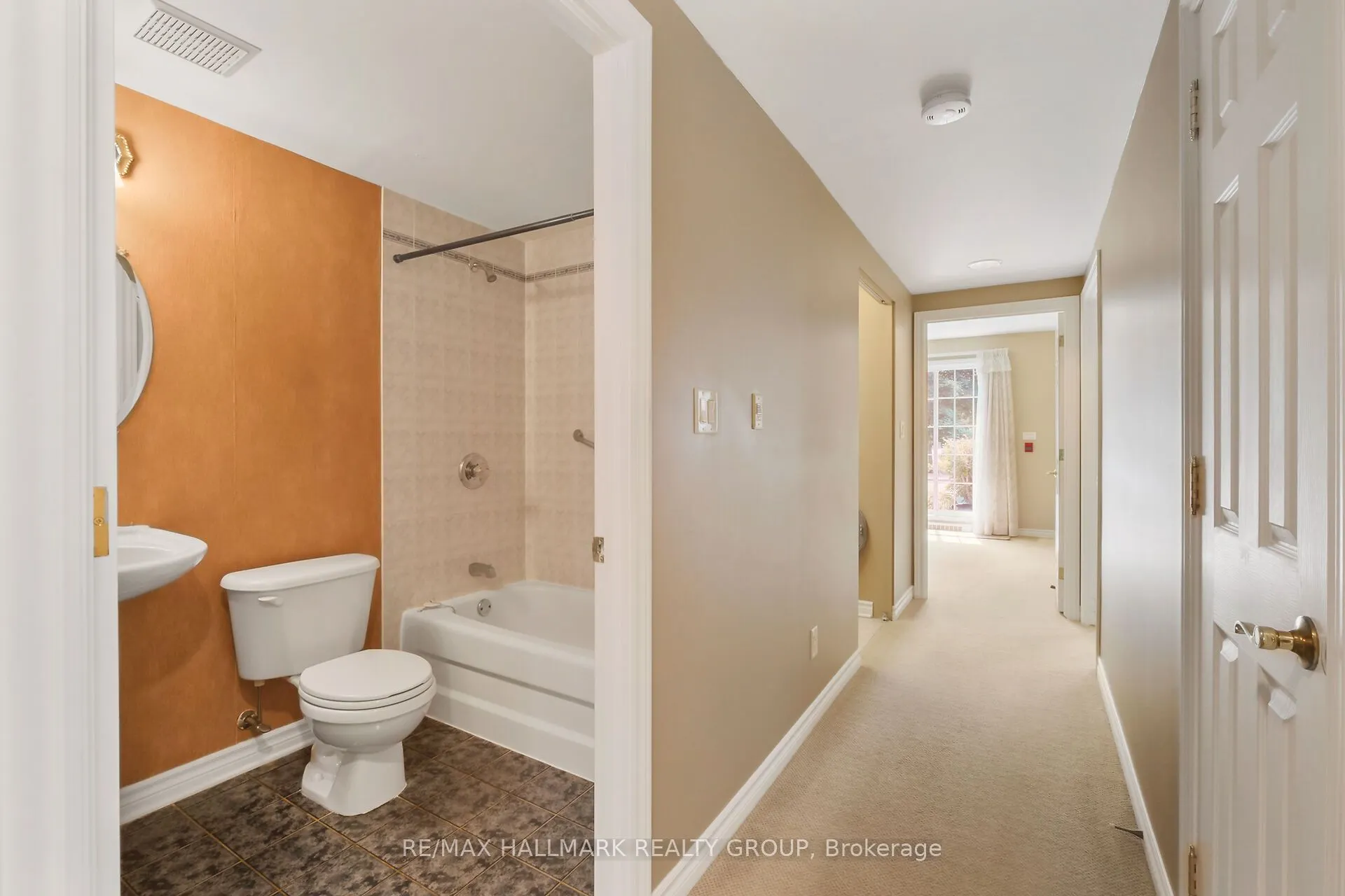 131 Robson Court, #1A
