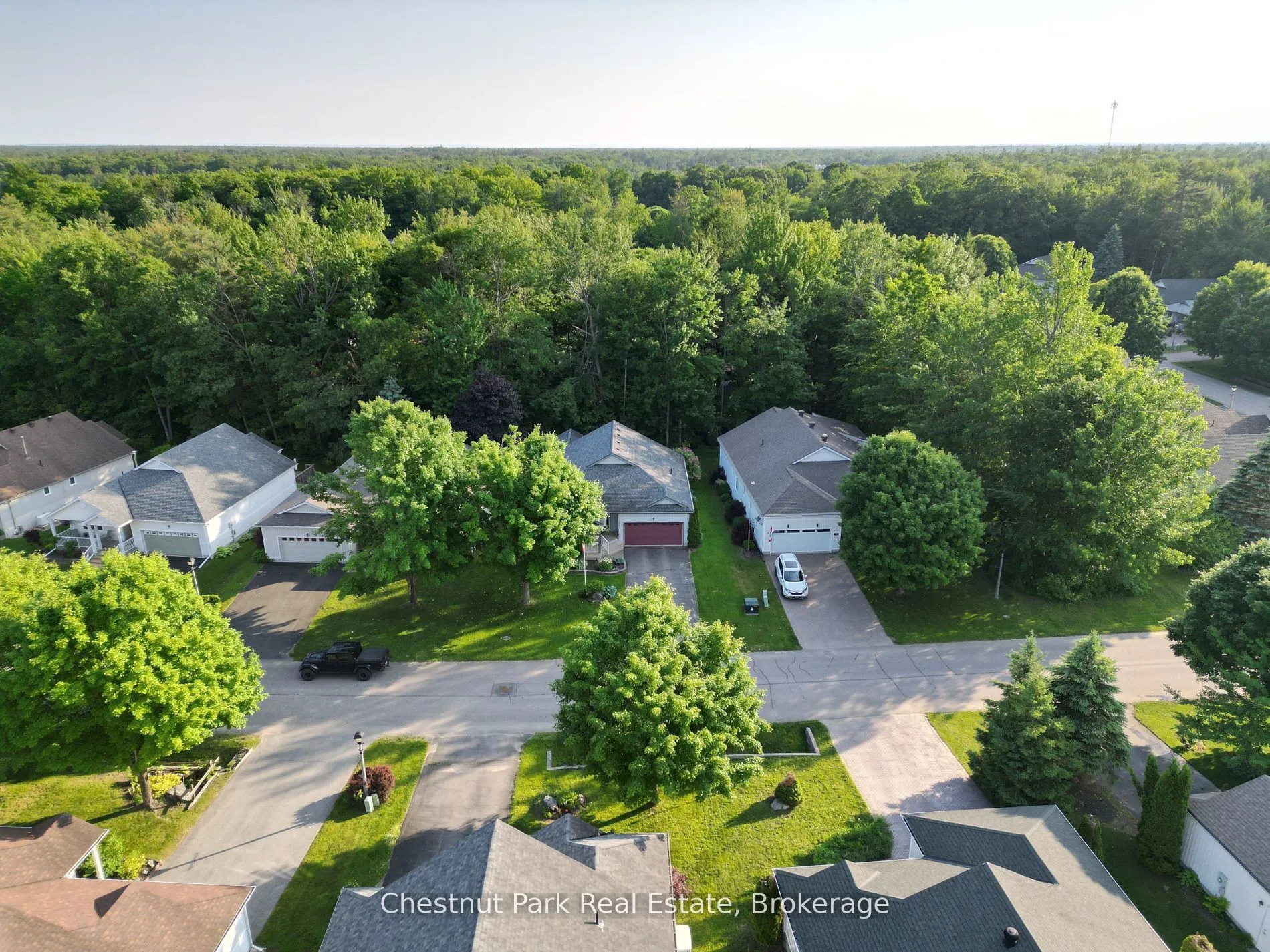 44 Springwood Crescent