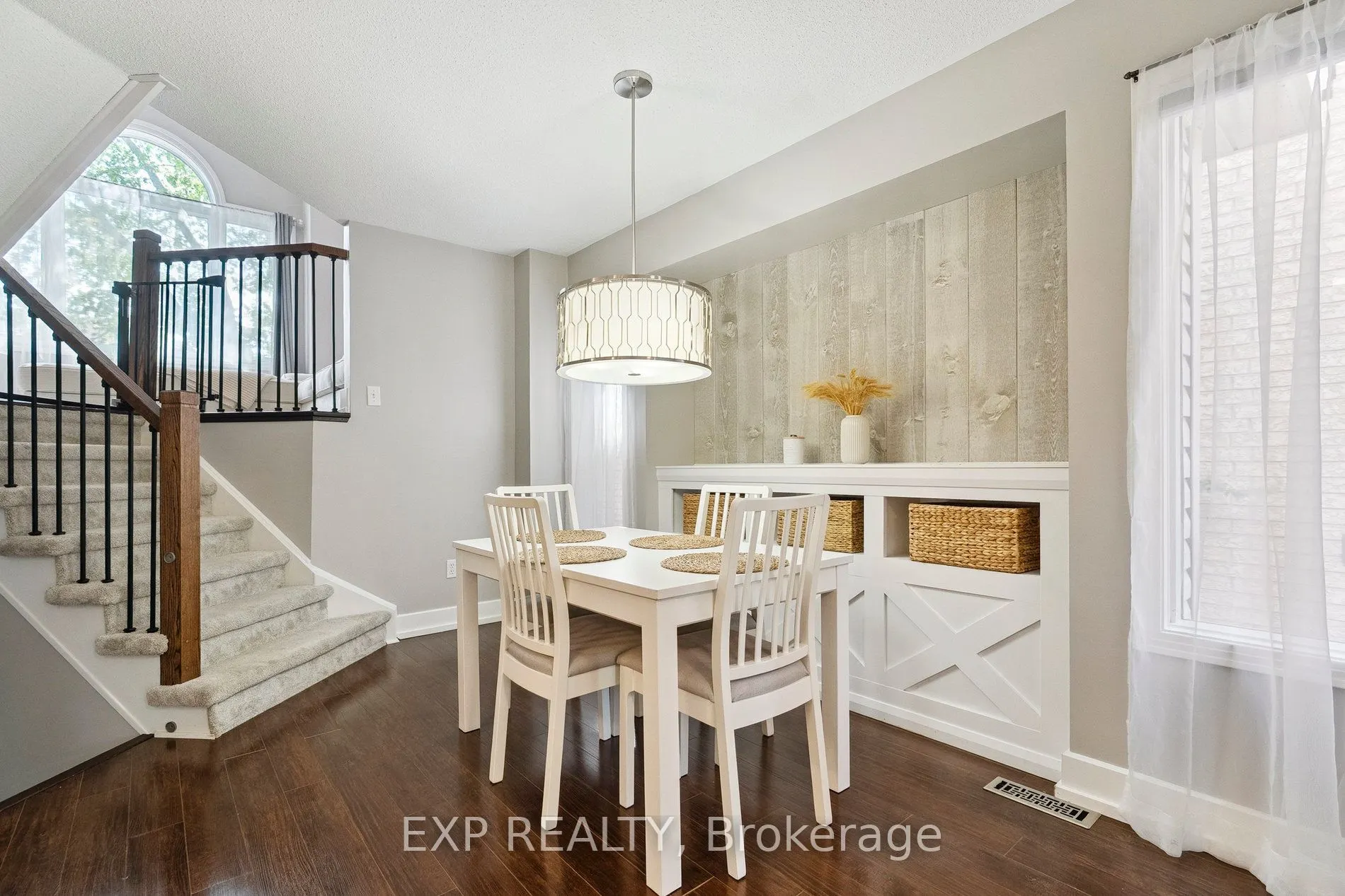 132 Harnesworth Crescent