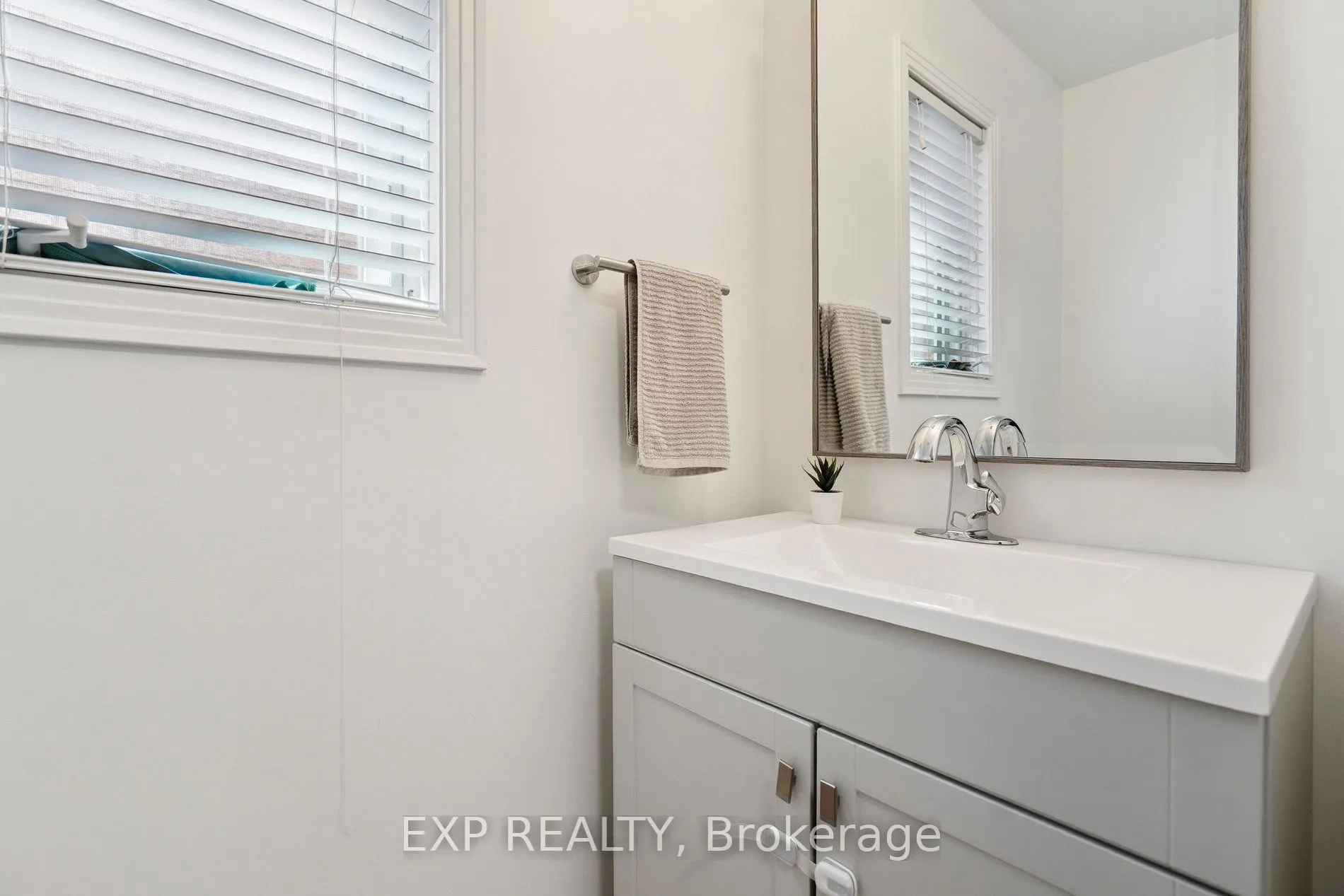 132 Harnesworth Crescent