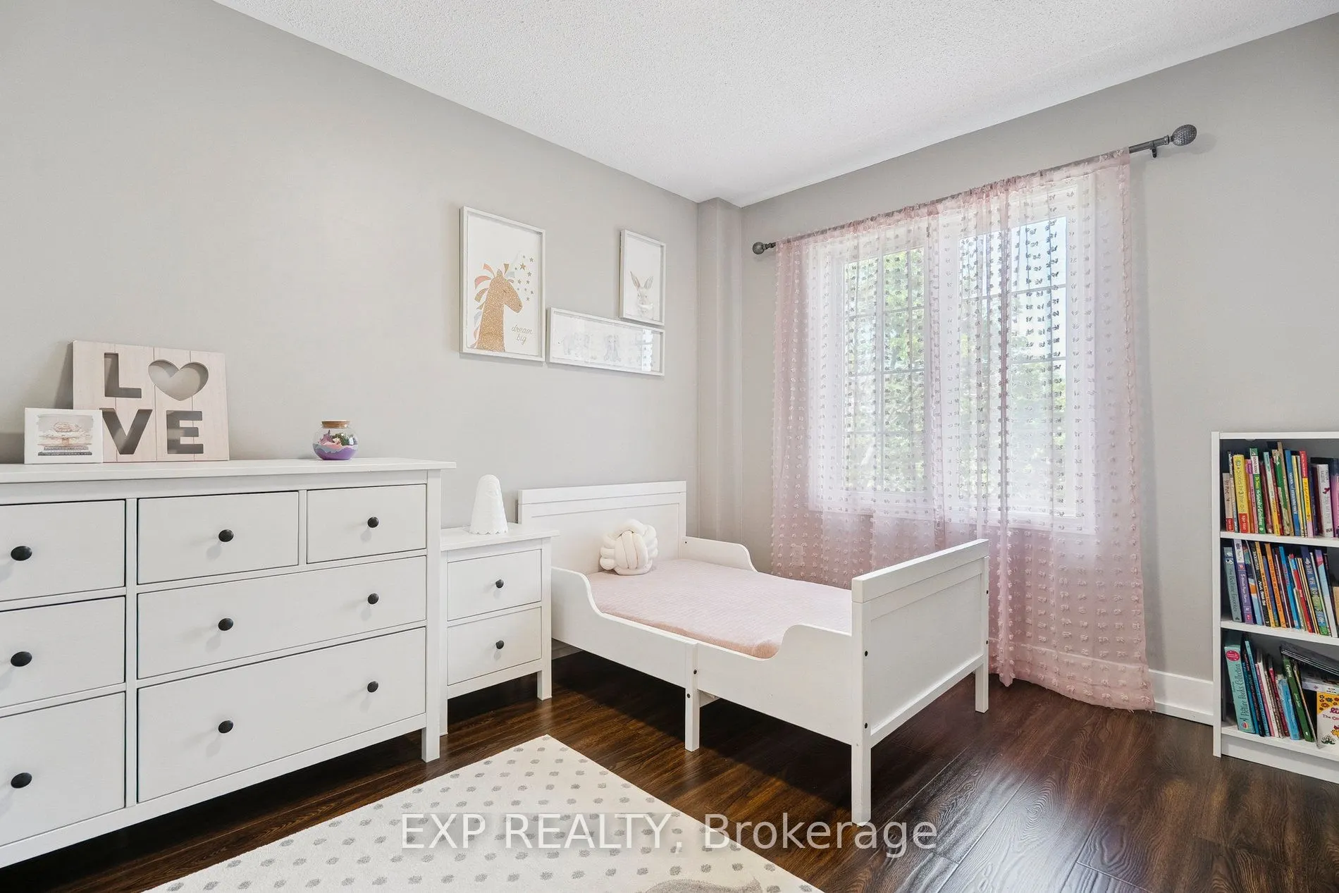 132 Harnesworth Crescent