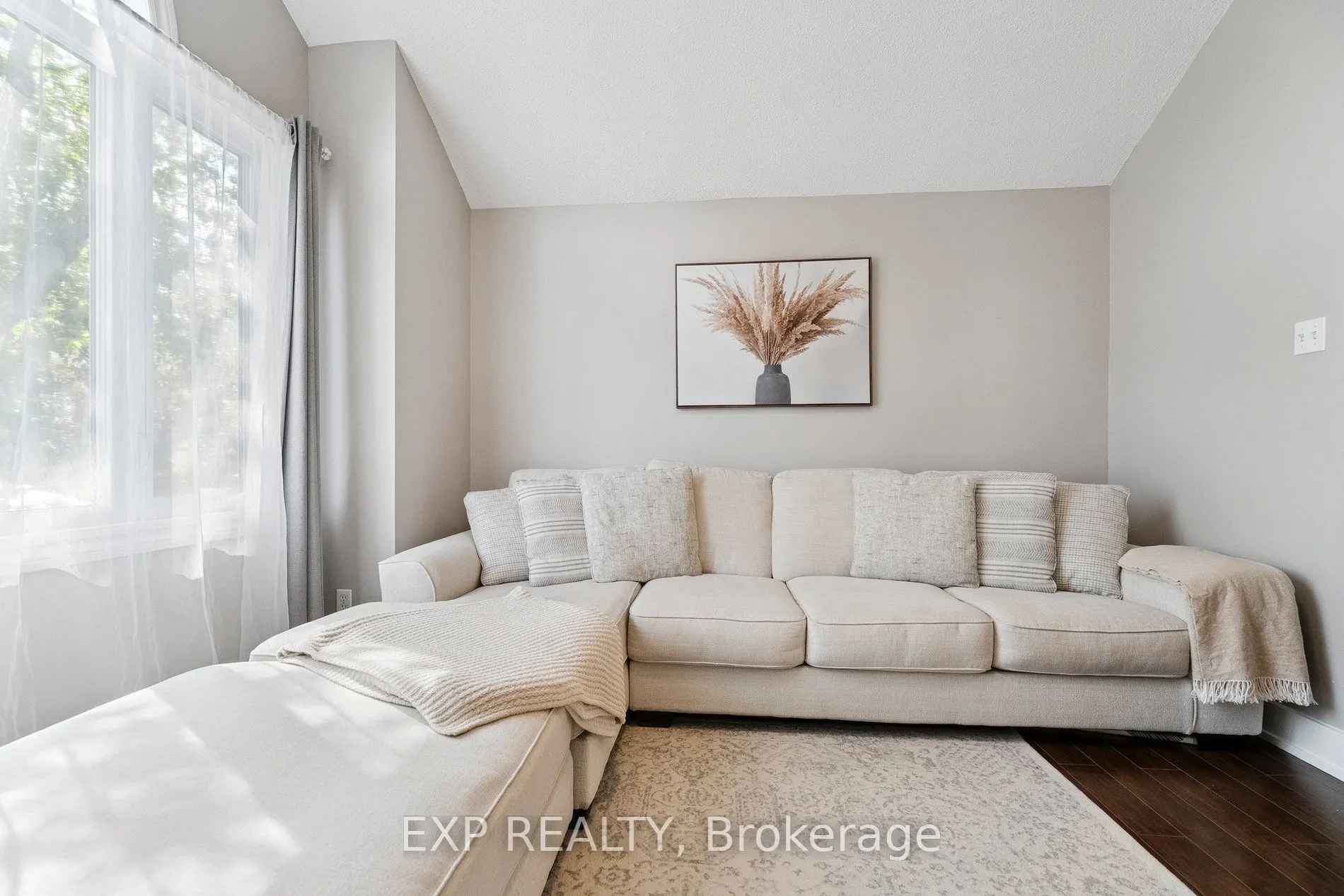132 Harnesworth Crescent