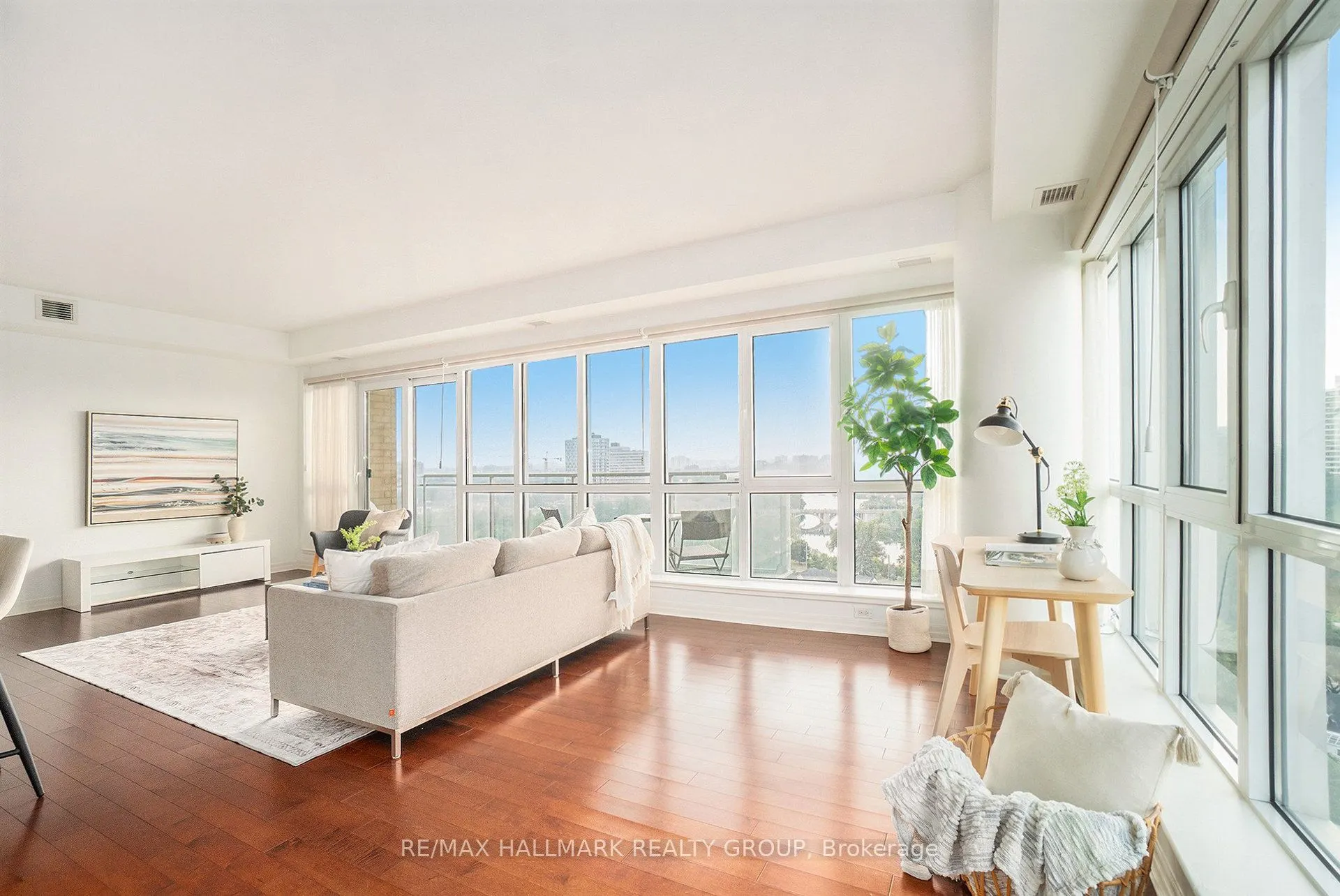 90 Landry Street, #1602