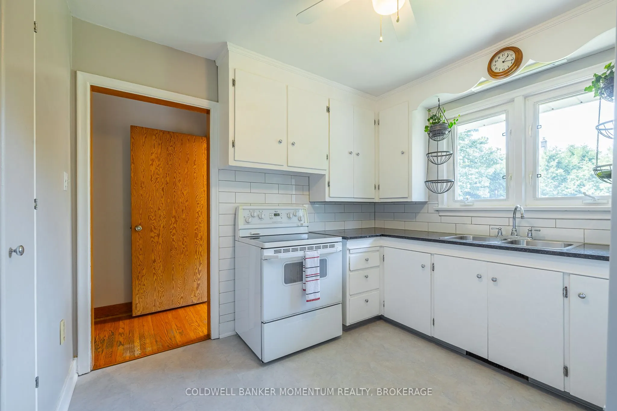 11 Roxanne Drive