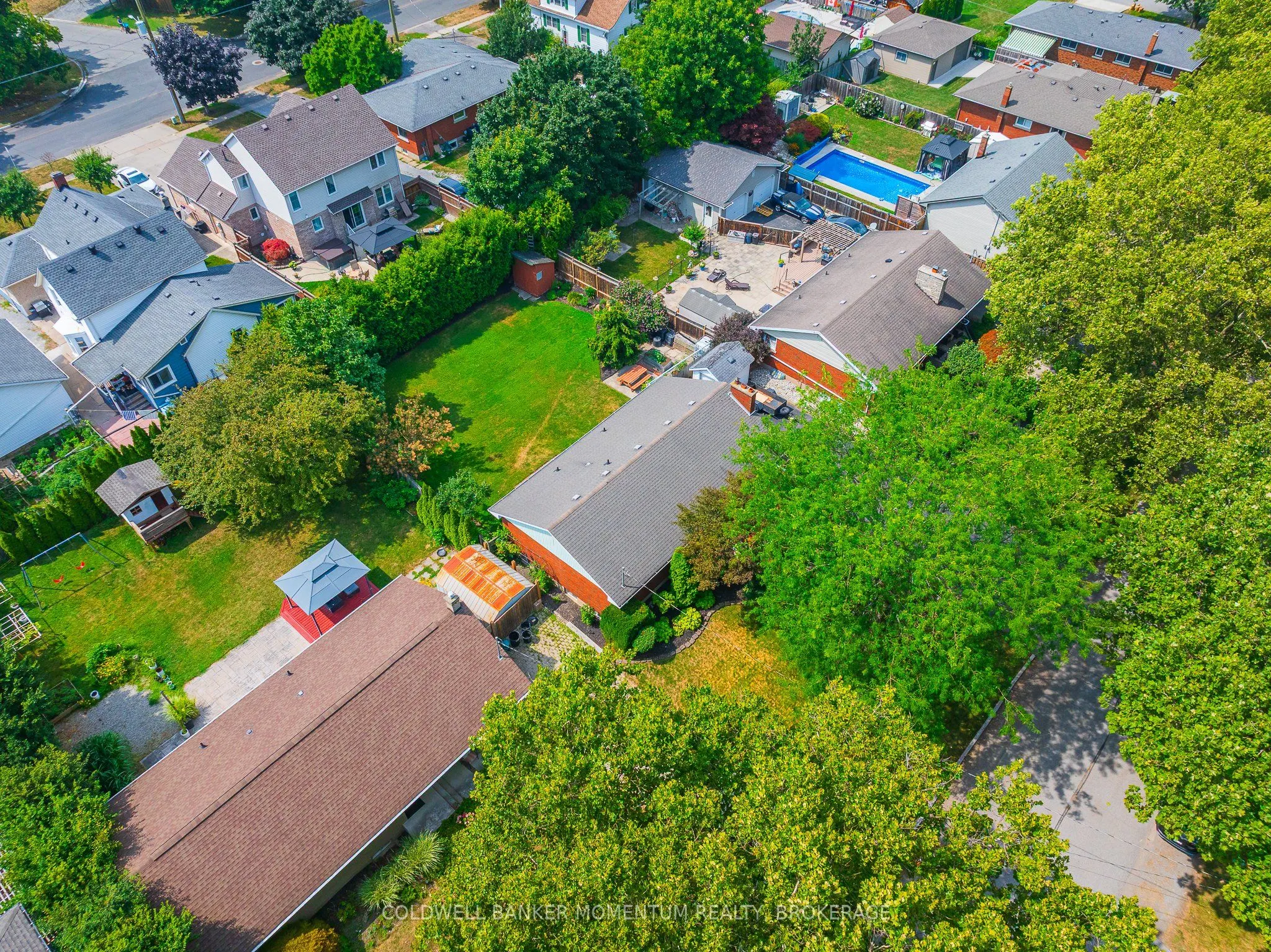 11 Roxanne Drive