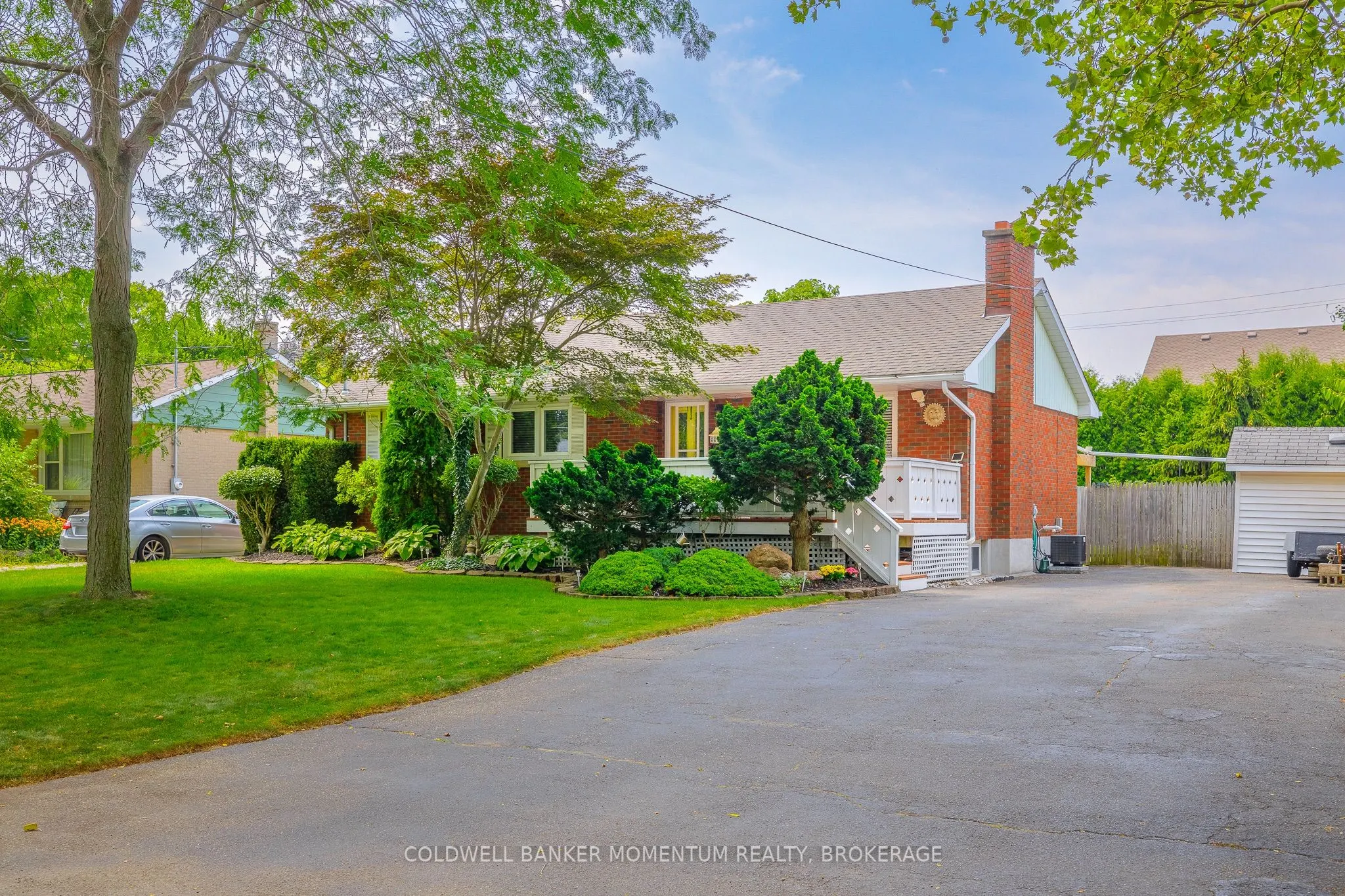 11 Roxanne Drive