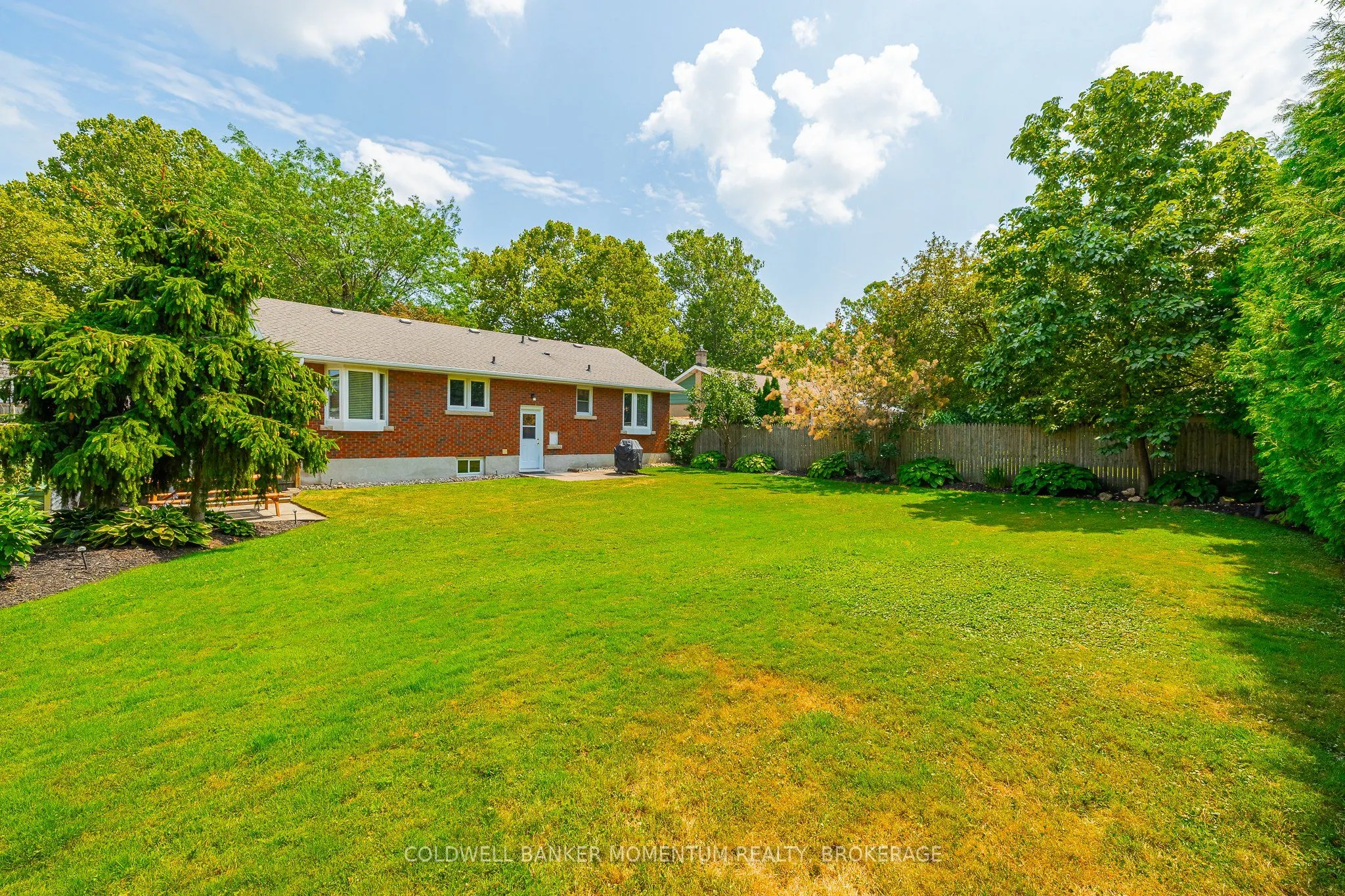11 Roxanne Drive