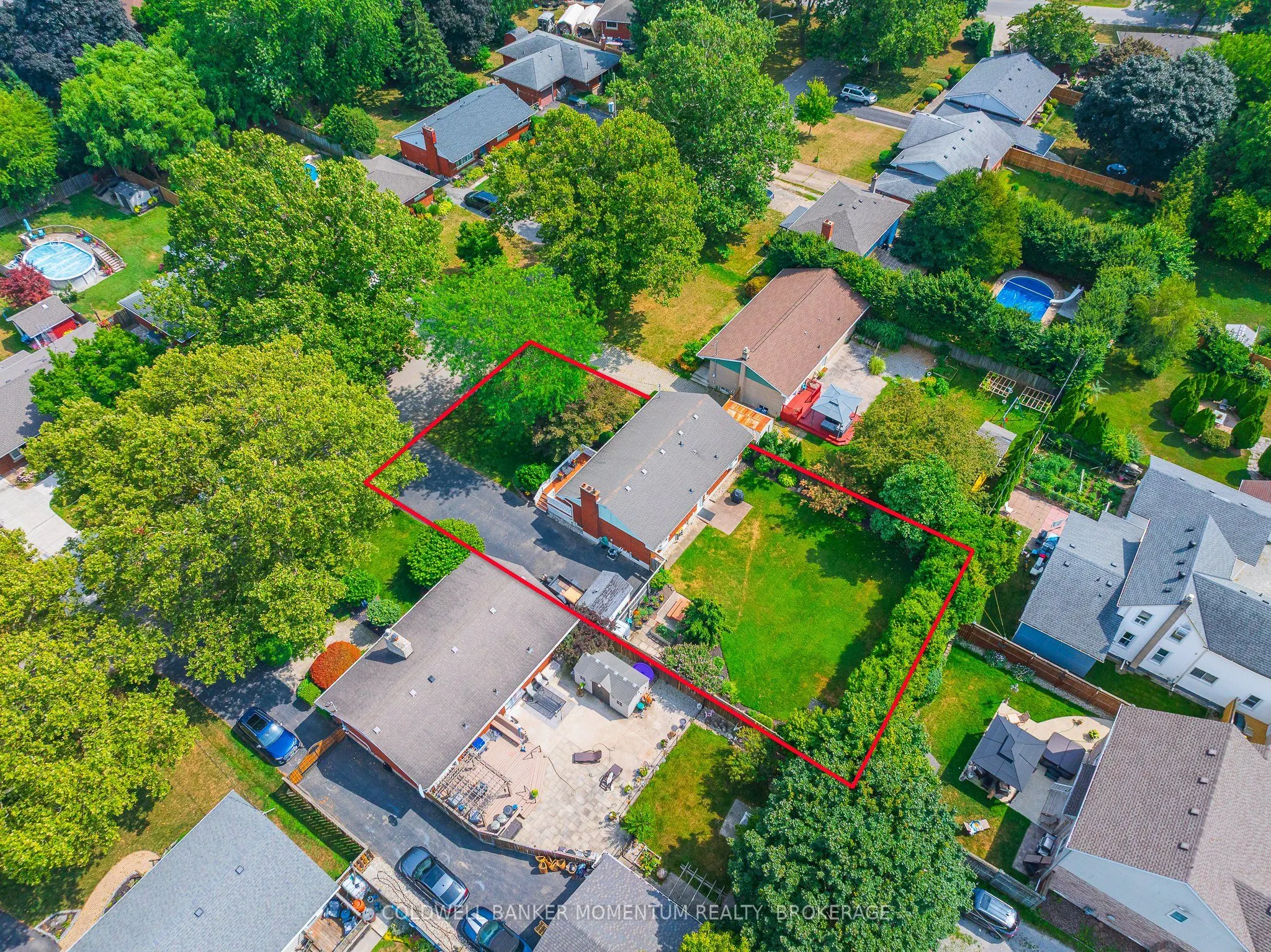 11 Roxanne Drive