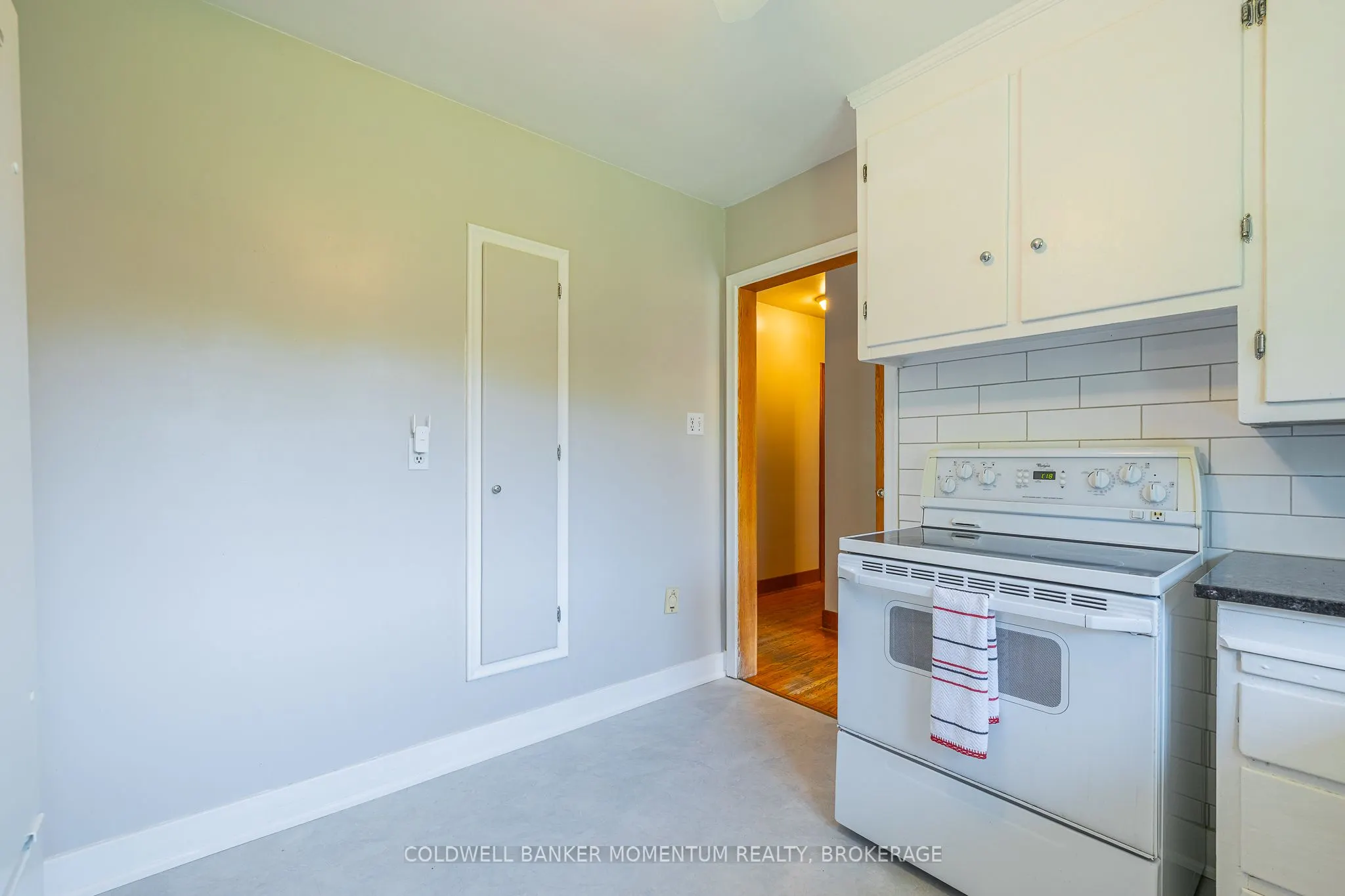 11 Roxanne Drive