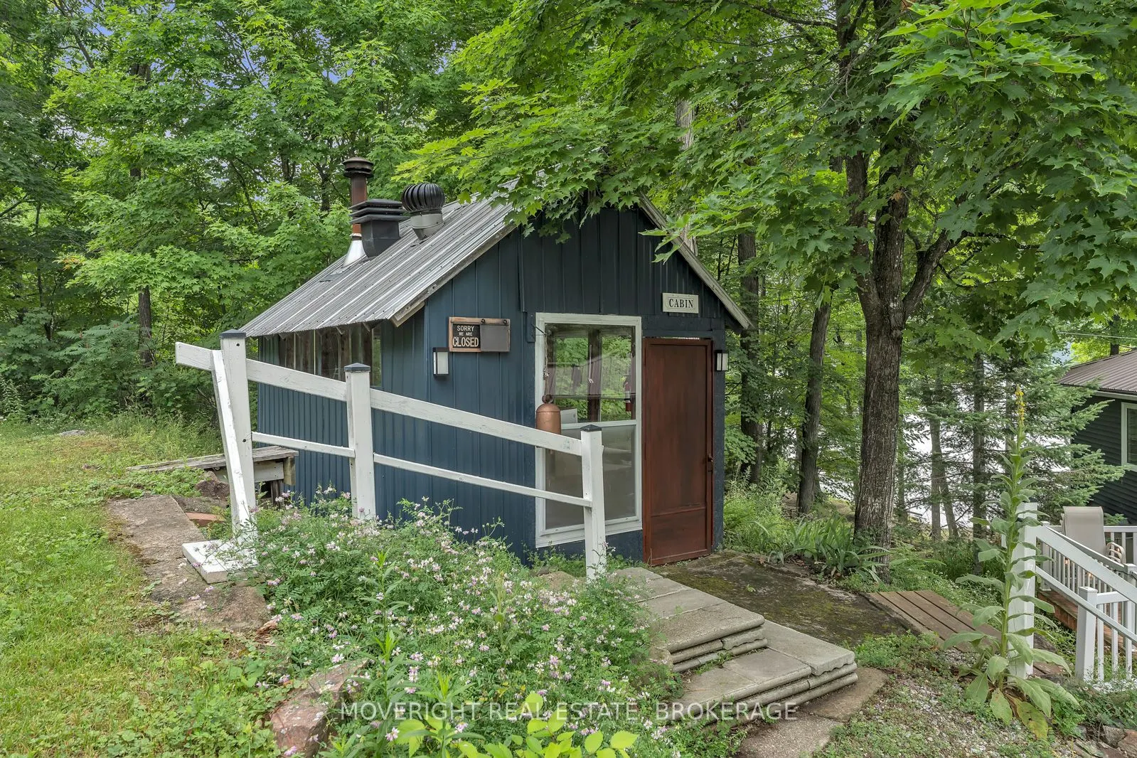 101 Thistle Lane