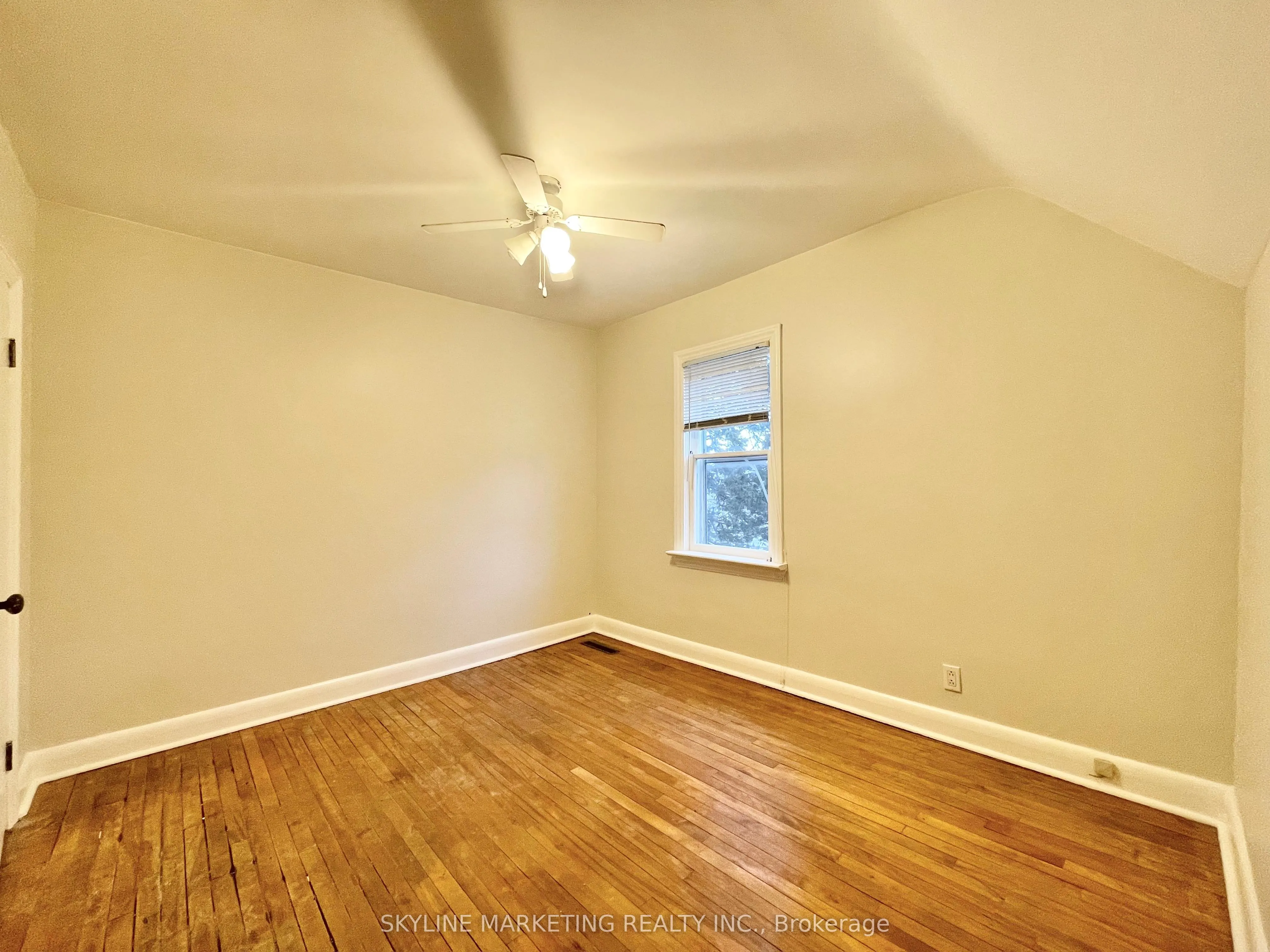 181 LINCOLN Street, #Upper