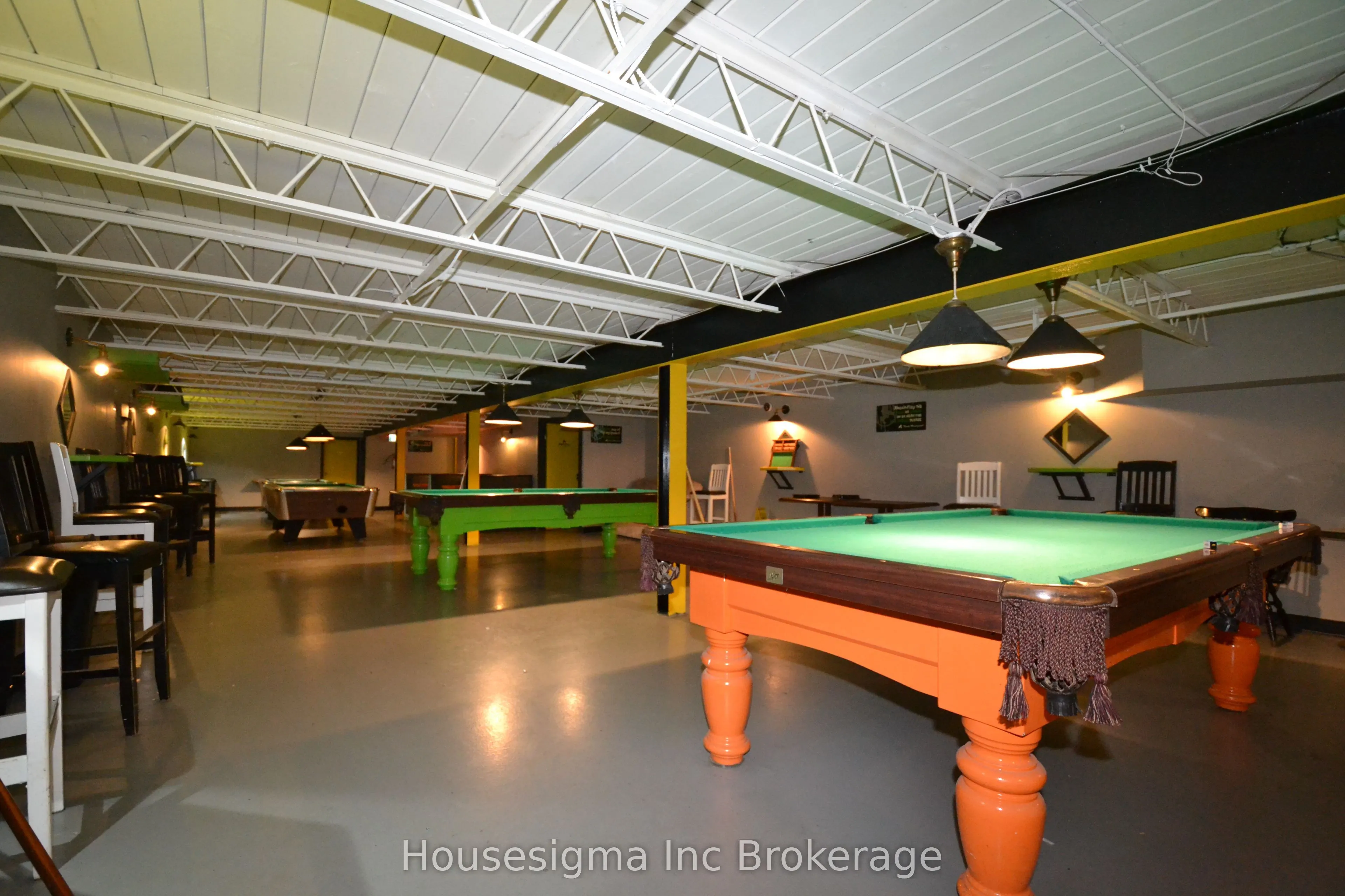 506 Dundas Street