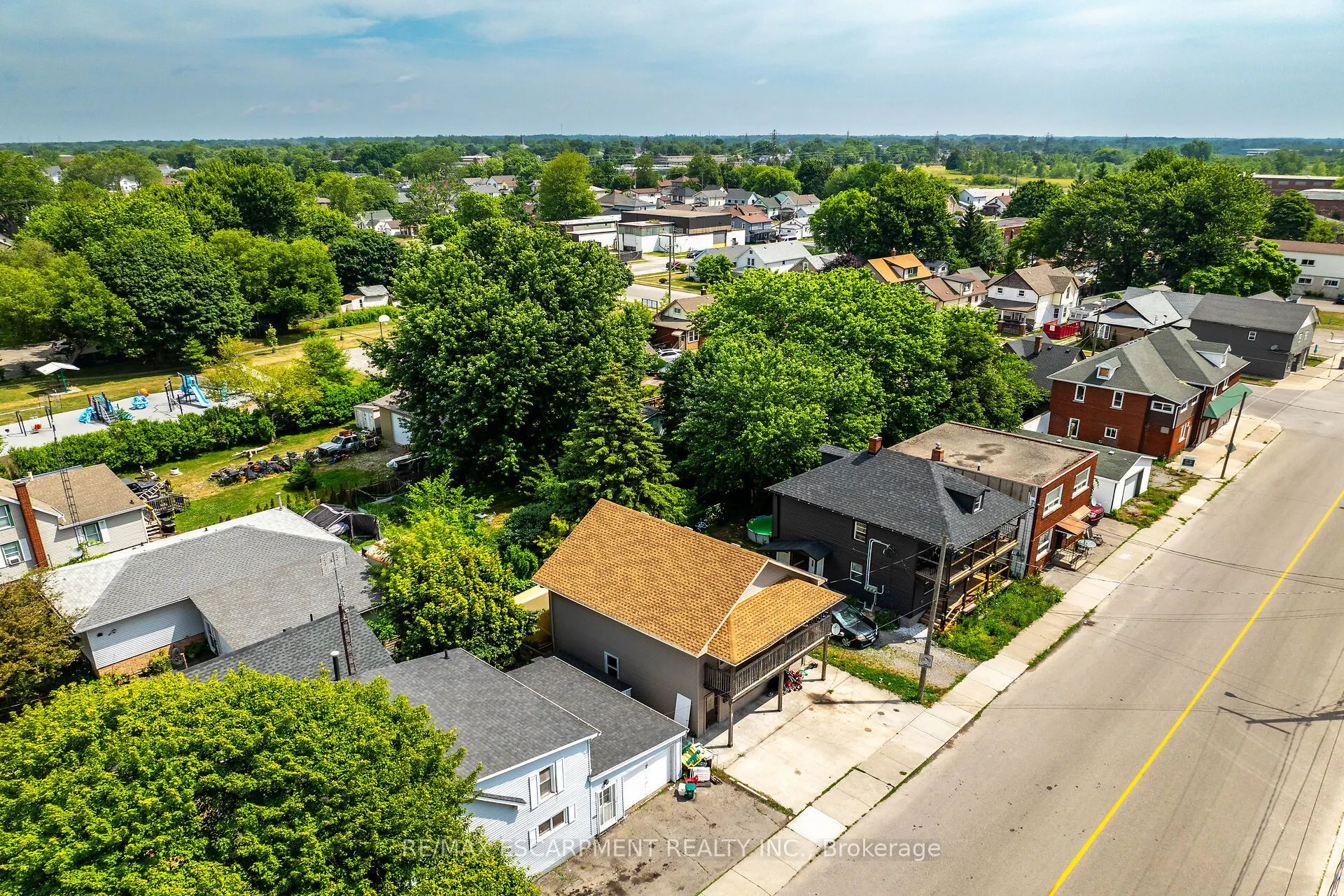 8 Nickel Street