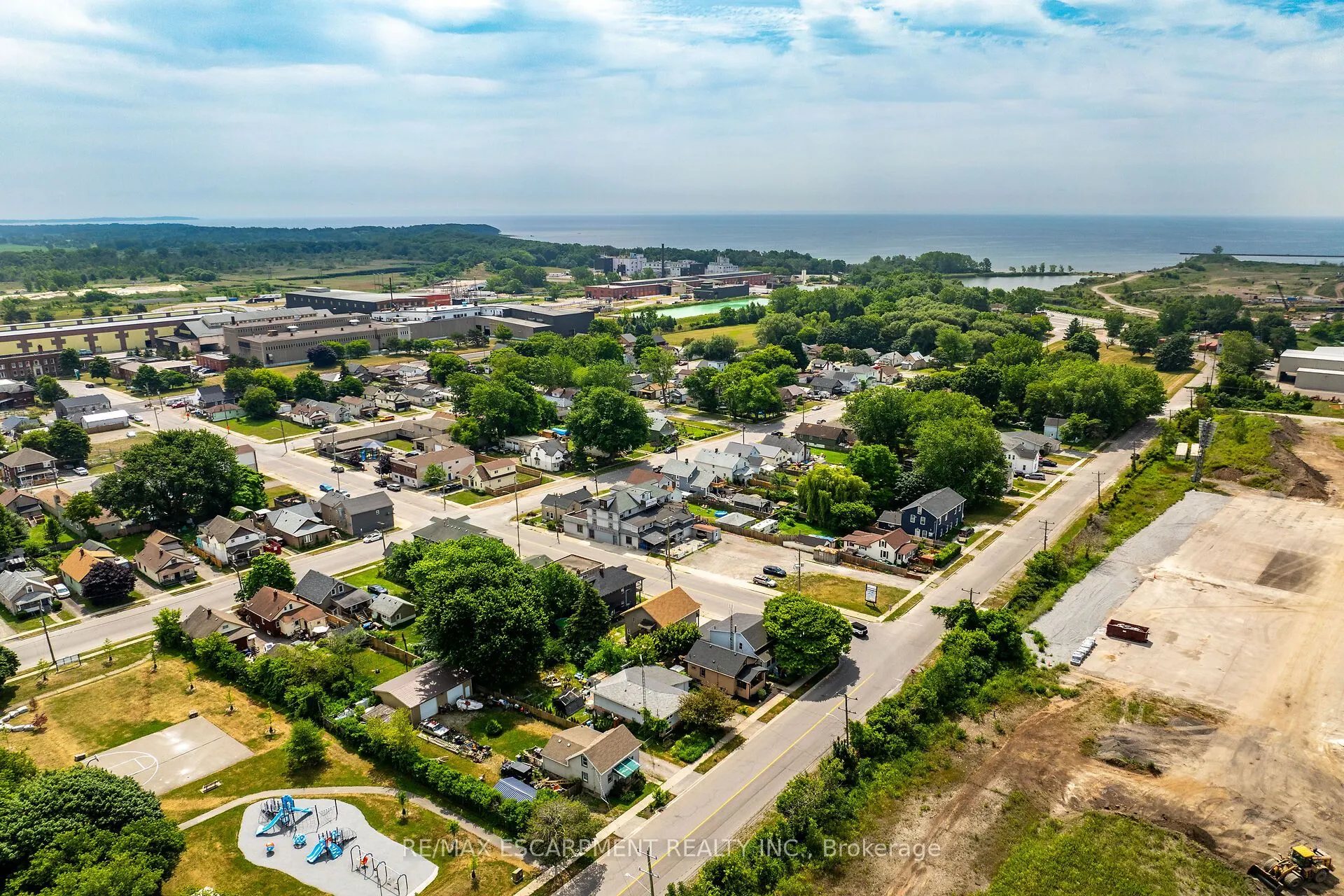 8 Nickel Street