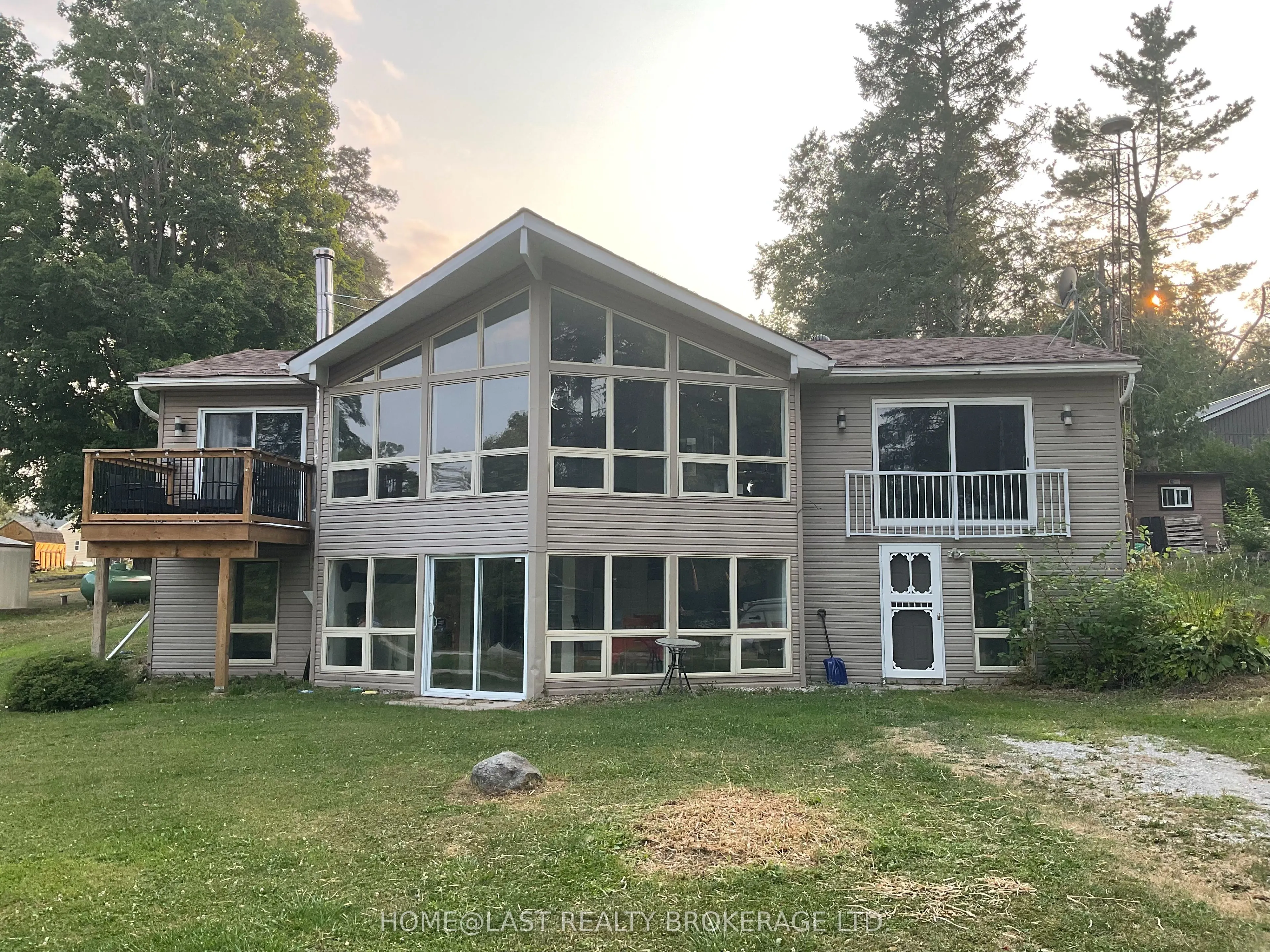 95 Fulsom Crescent
