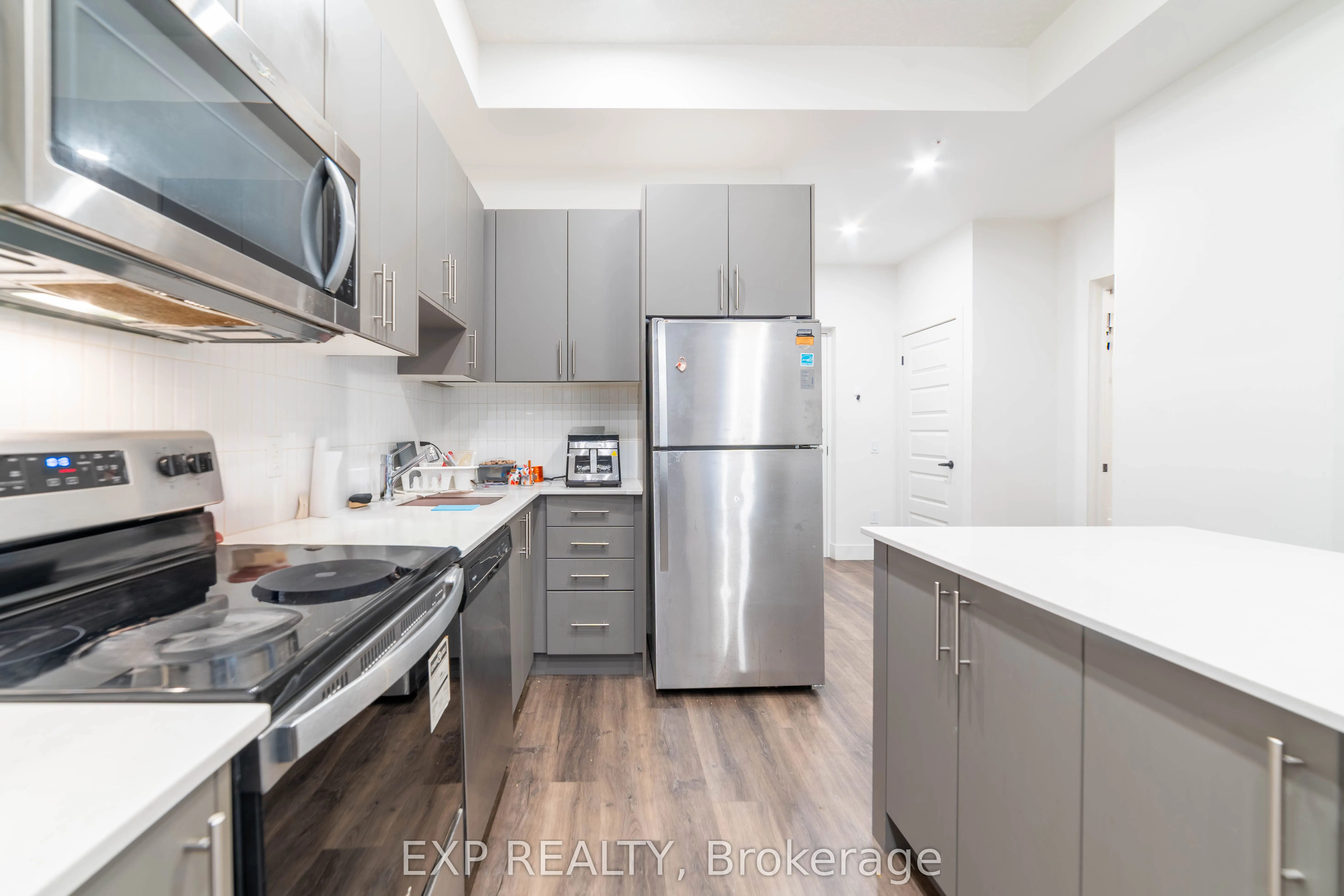 1201 Lackner Place, #102