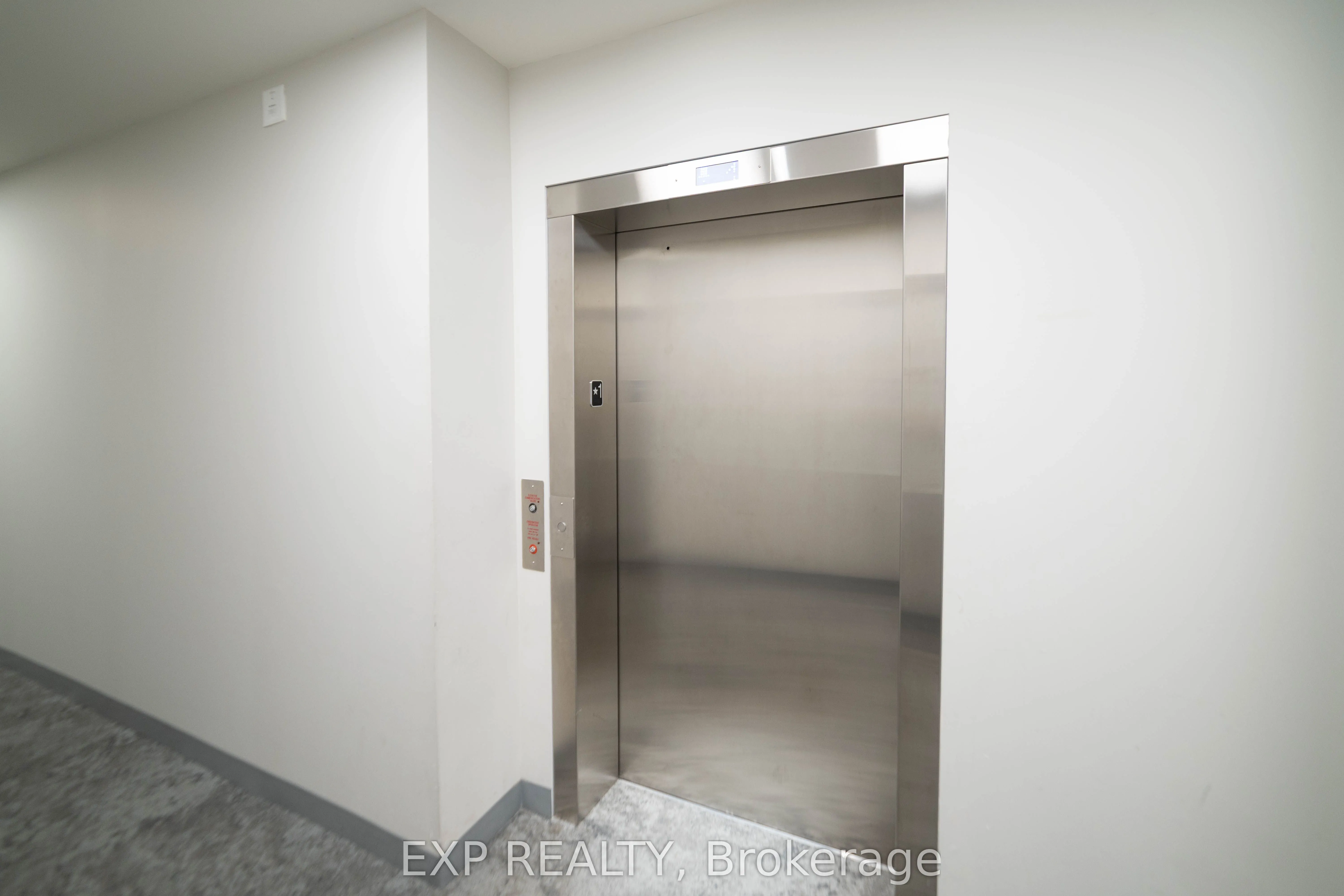 1201 Lackner Place, #211