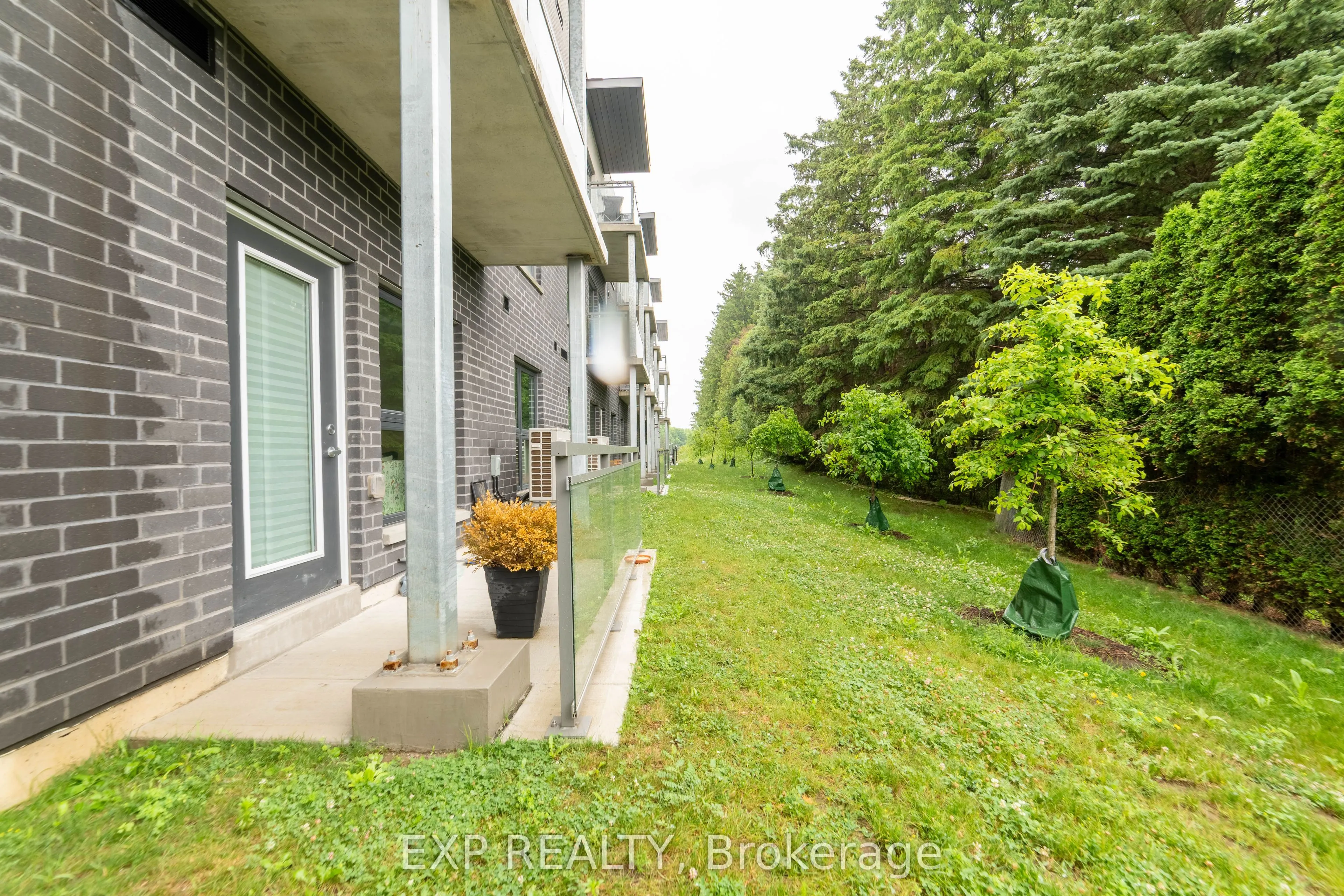 1201 Lackner Place, #211