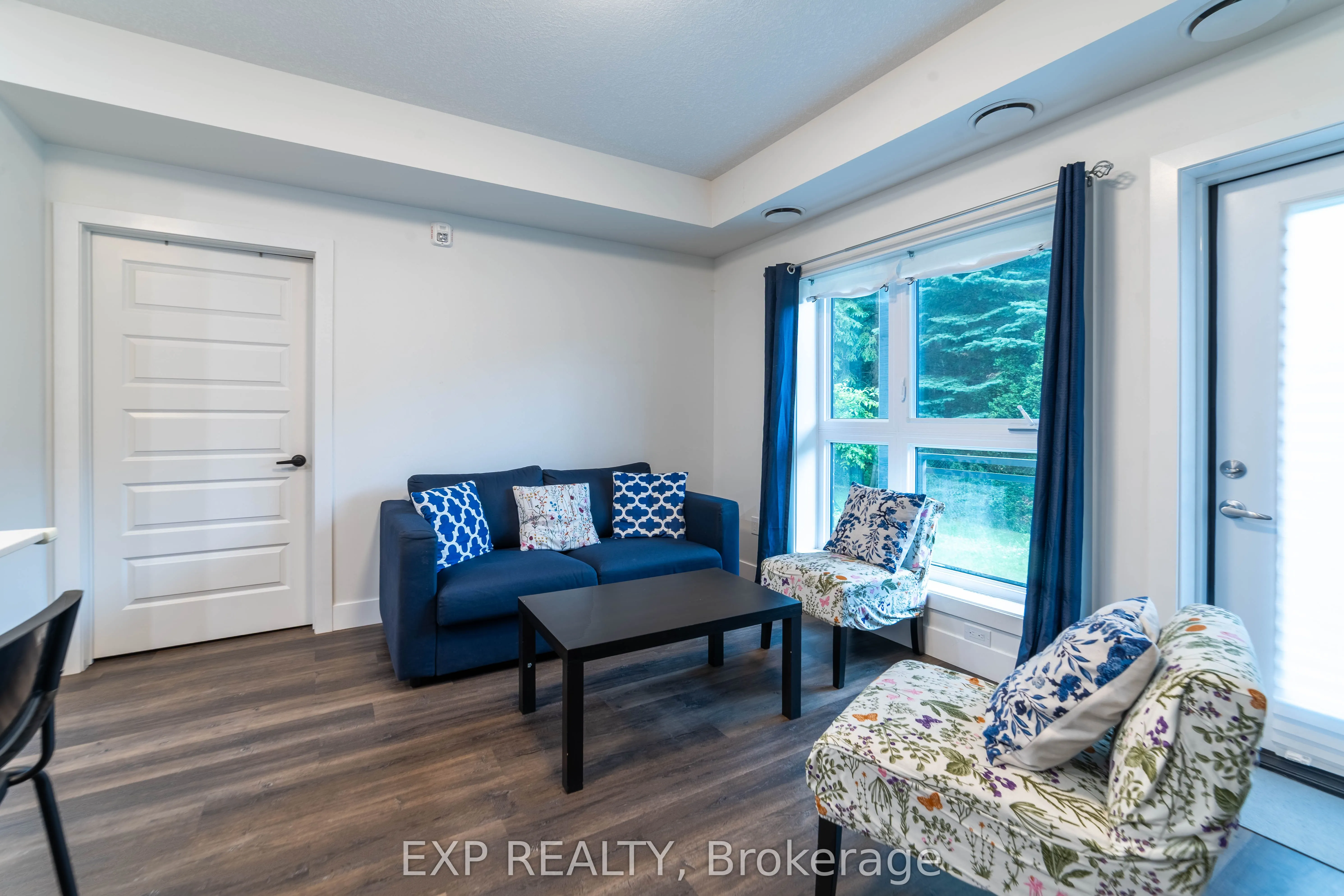 1201 Lackner Place, #211