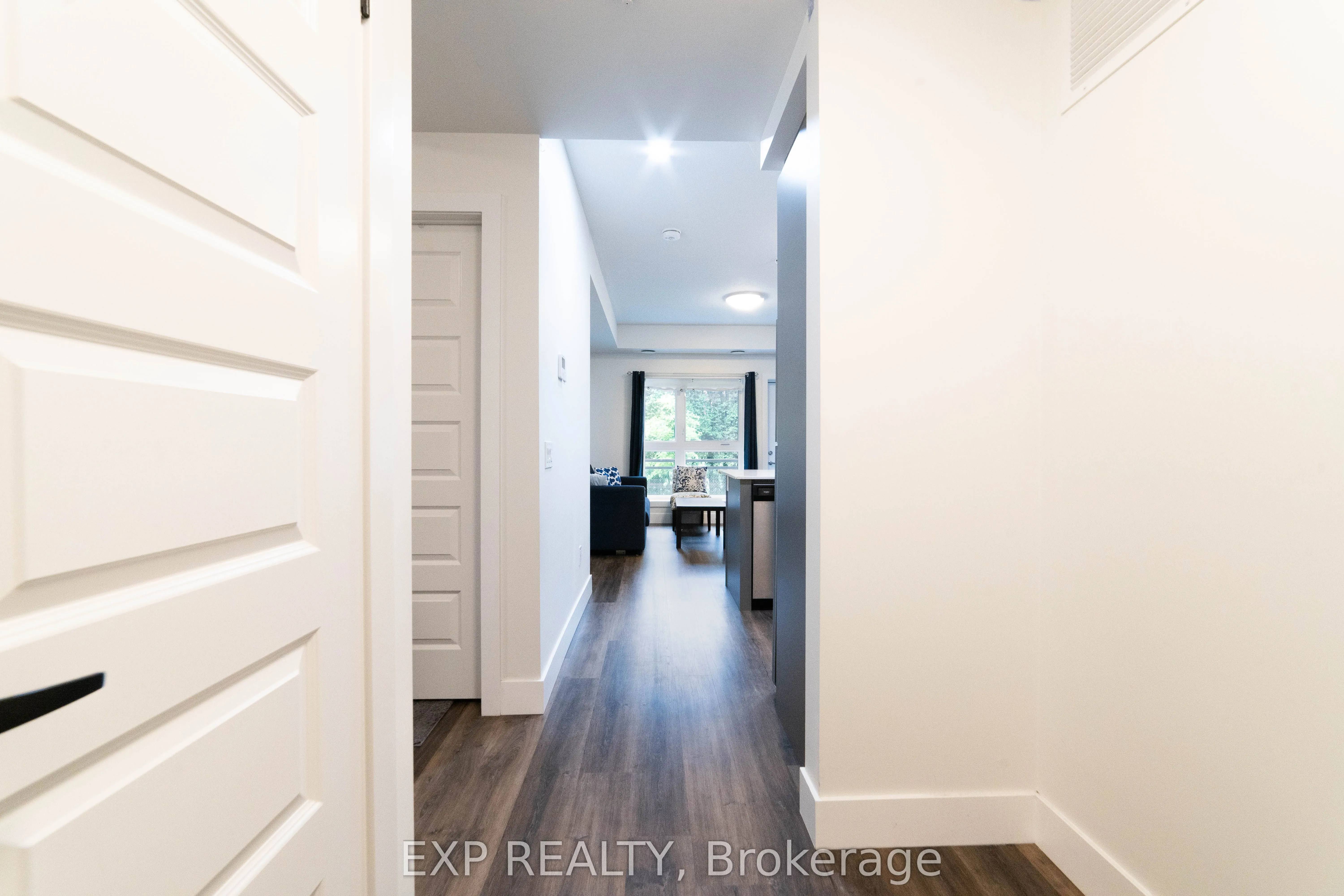 1201 Lackner Place, #211