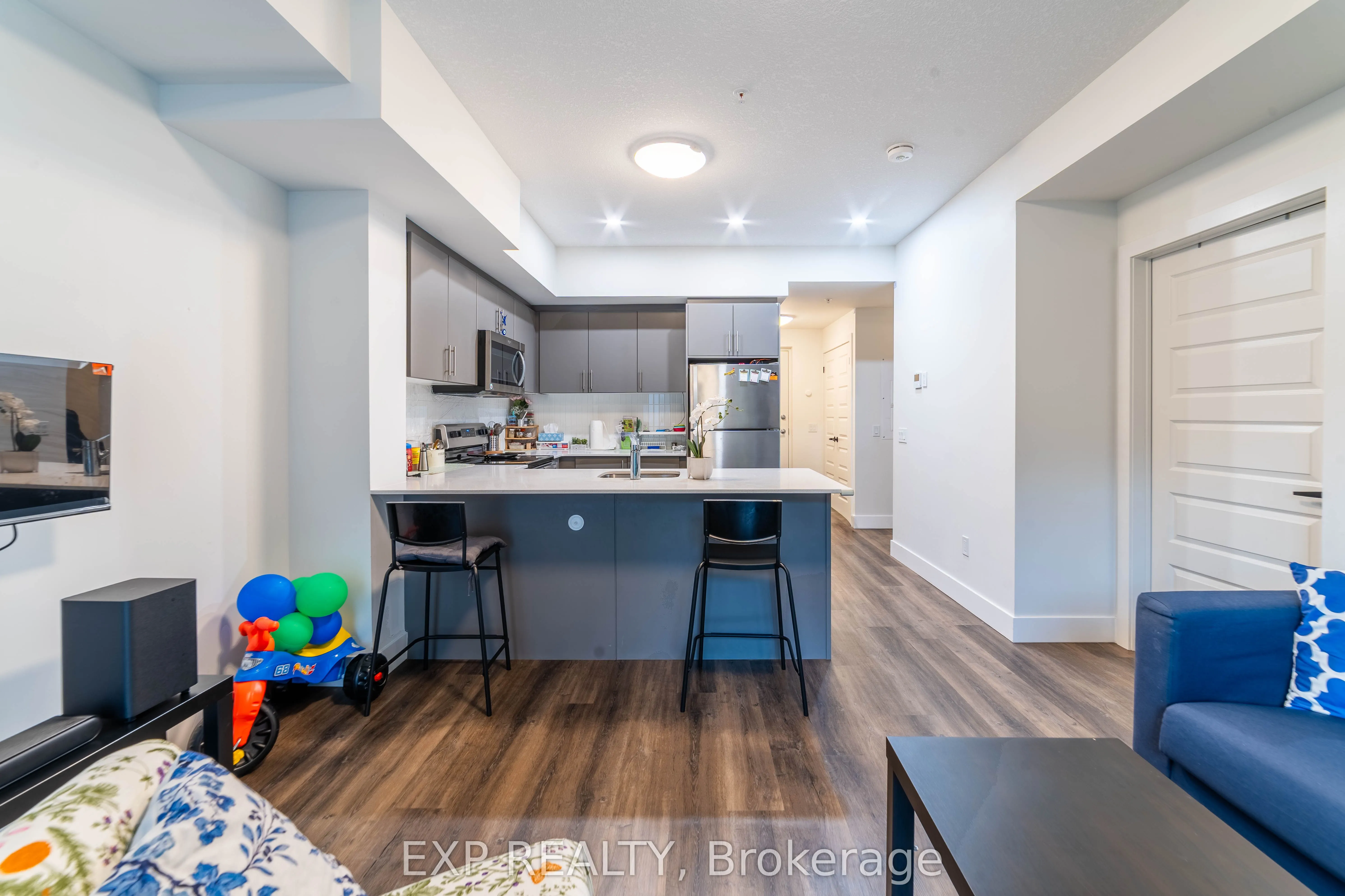 1201 Lackner Place, #211