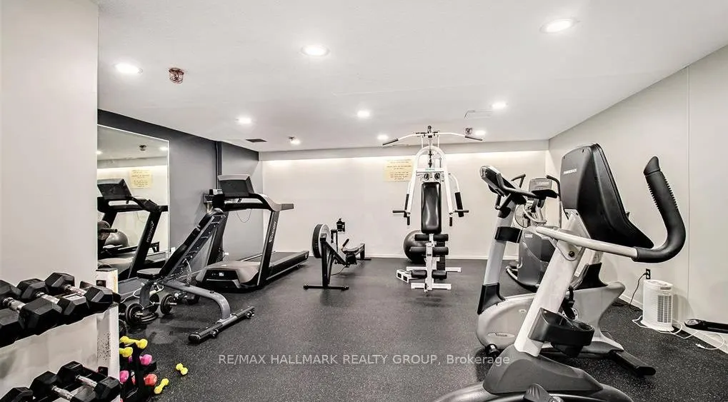 1100 Ambleside Drive, #315