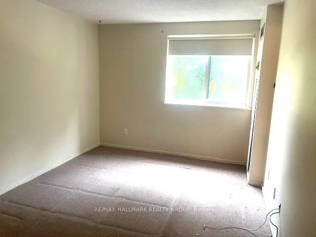 1100 Ambleside Drive, #315