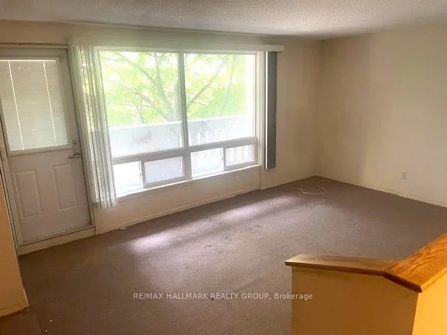1100 Ambleside Drive, #315