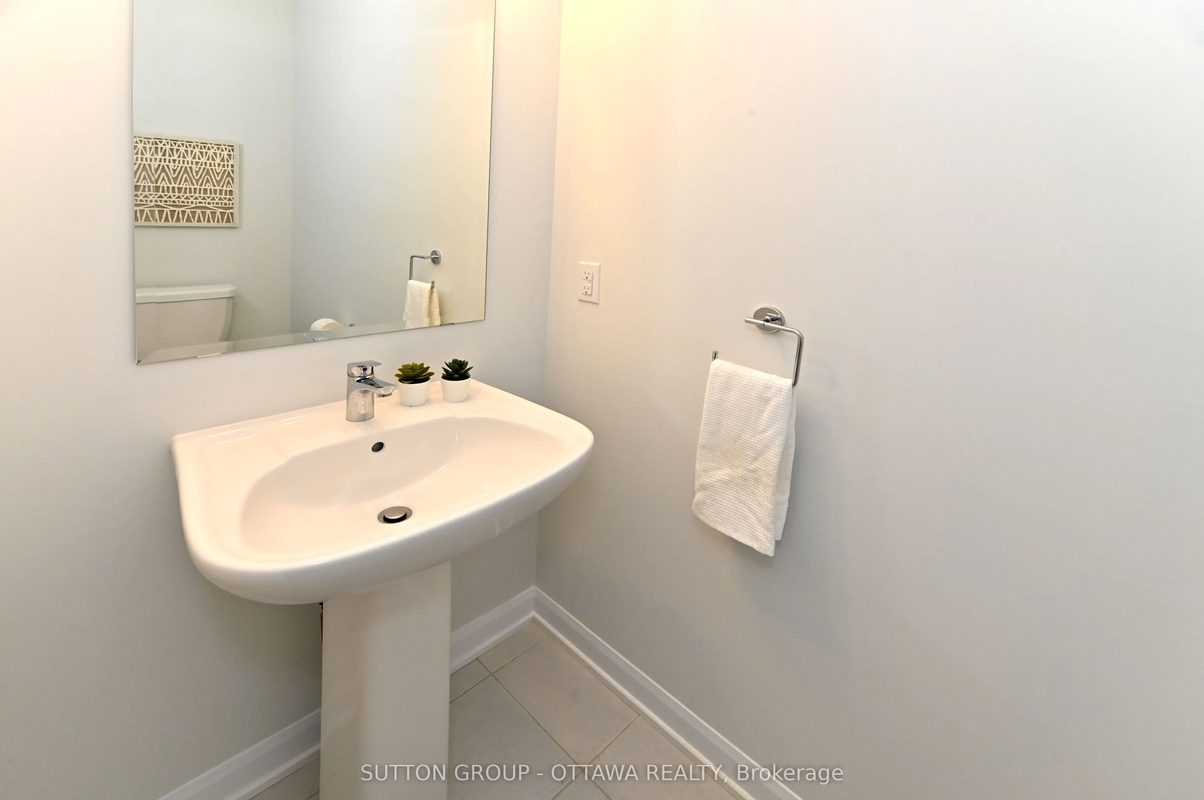 64 Ralph Erfle Way
