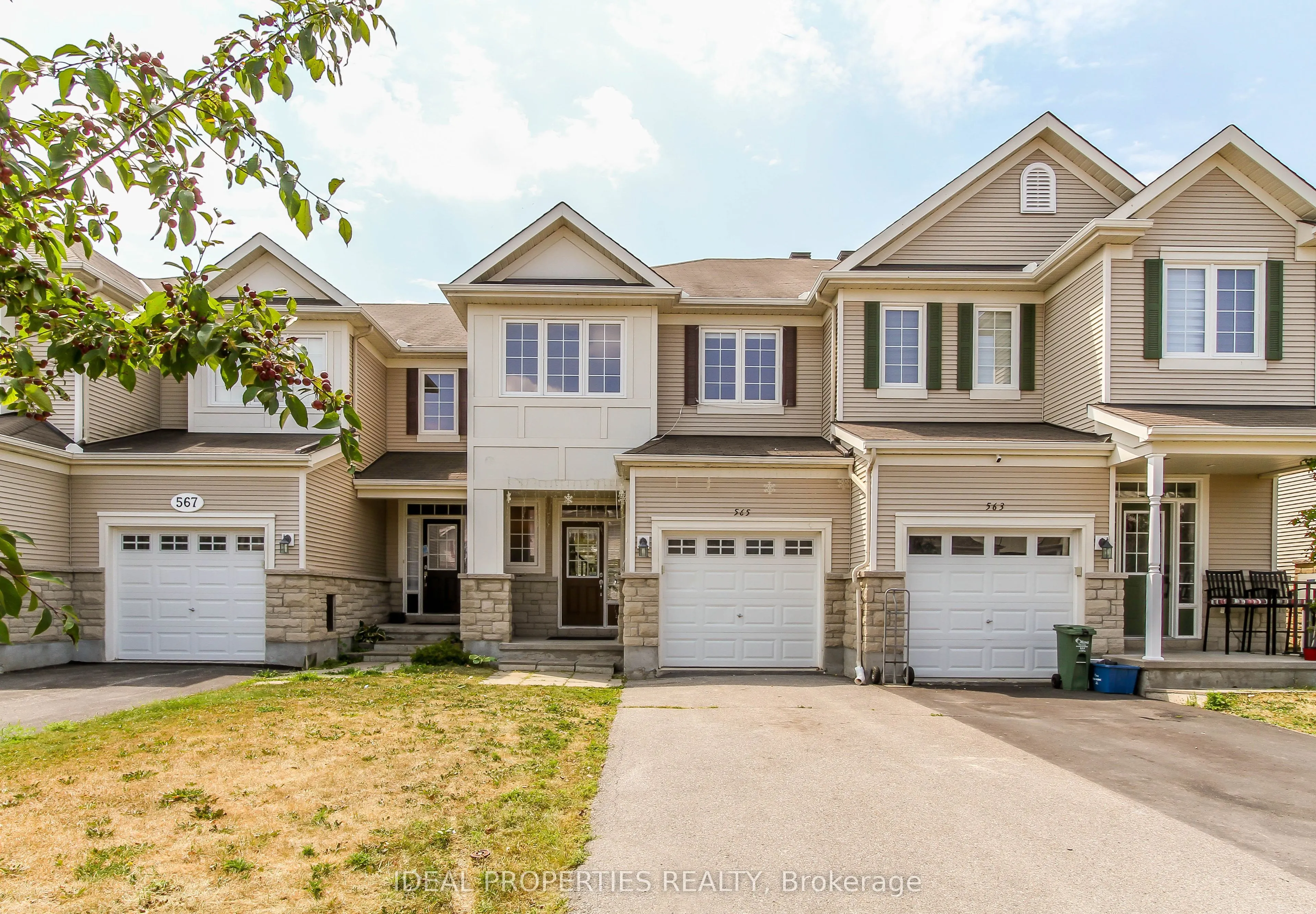 565 Pepperville Crescent N