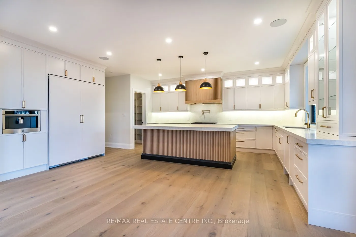 256 Mountain Road
