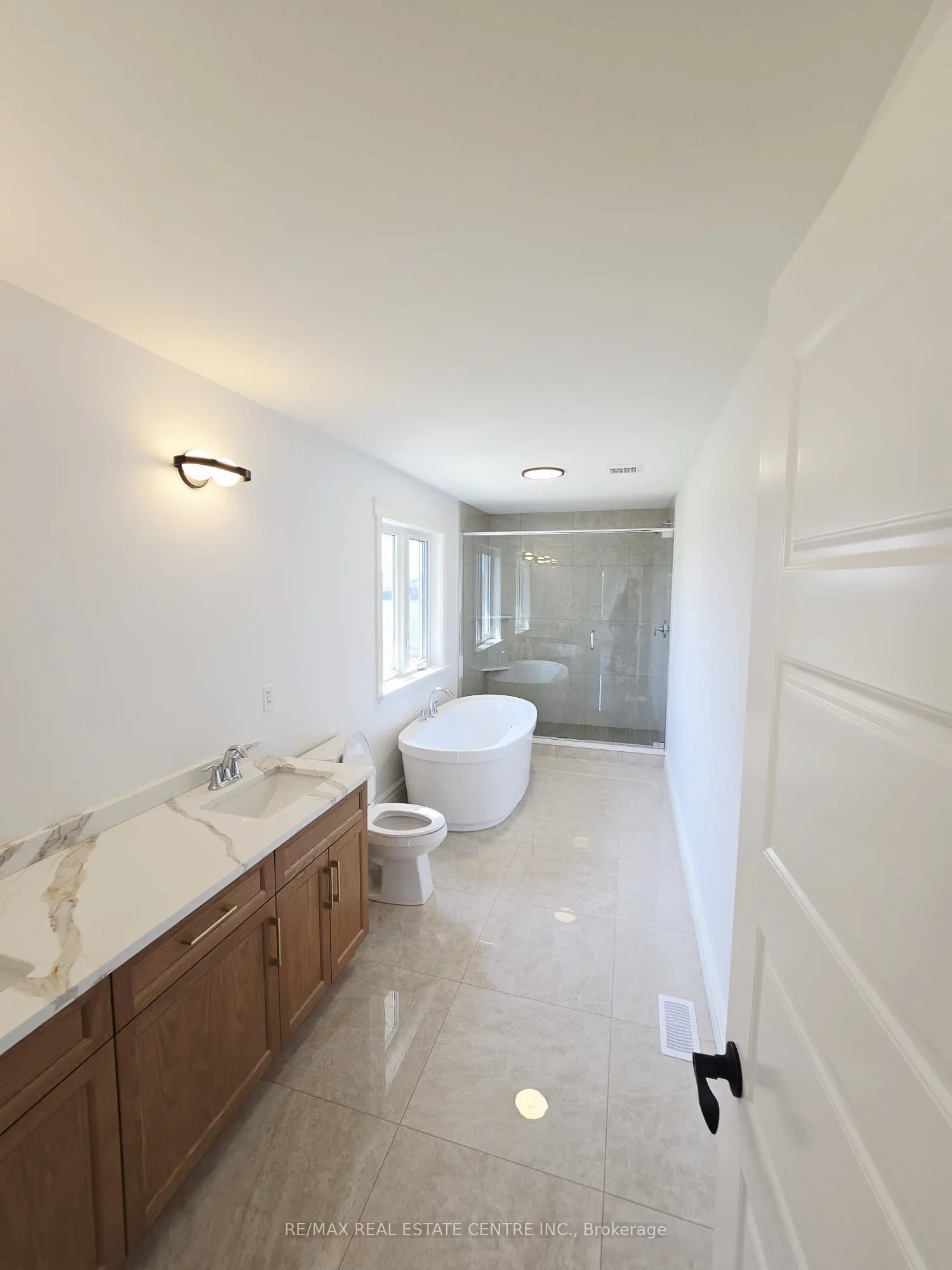 474 Marla Crescent
