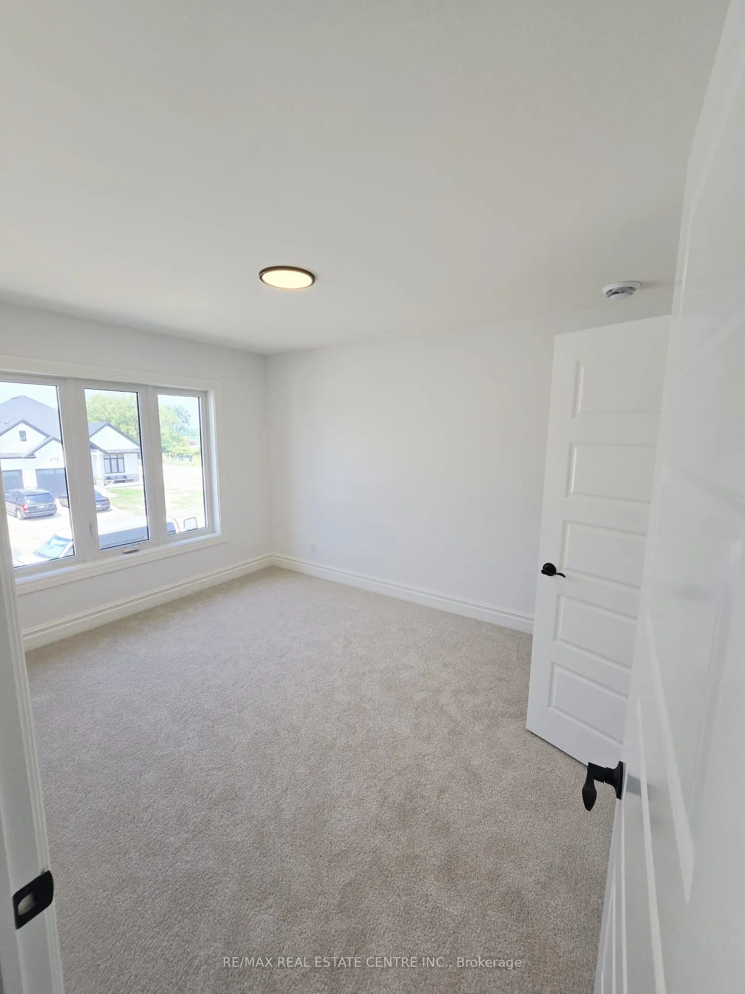 474 Marla Crescent