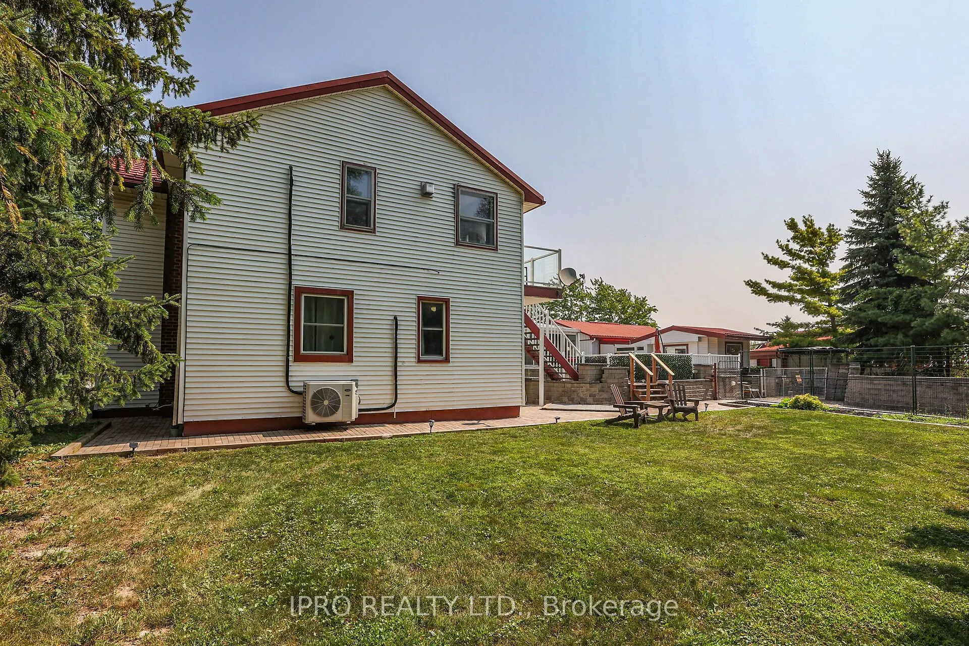 1027 Niagara Stone Road