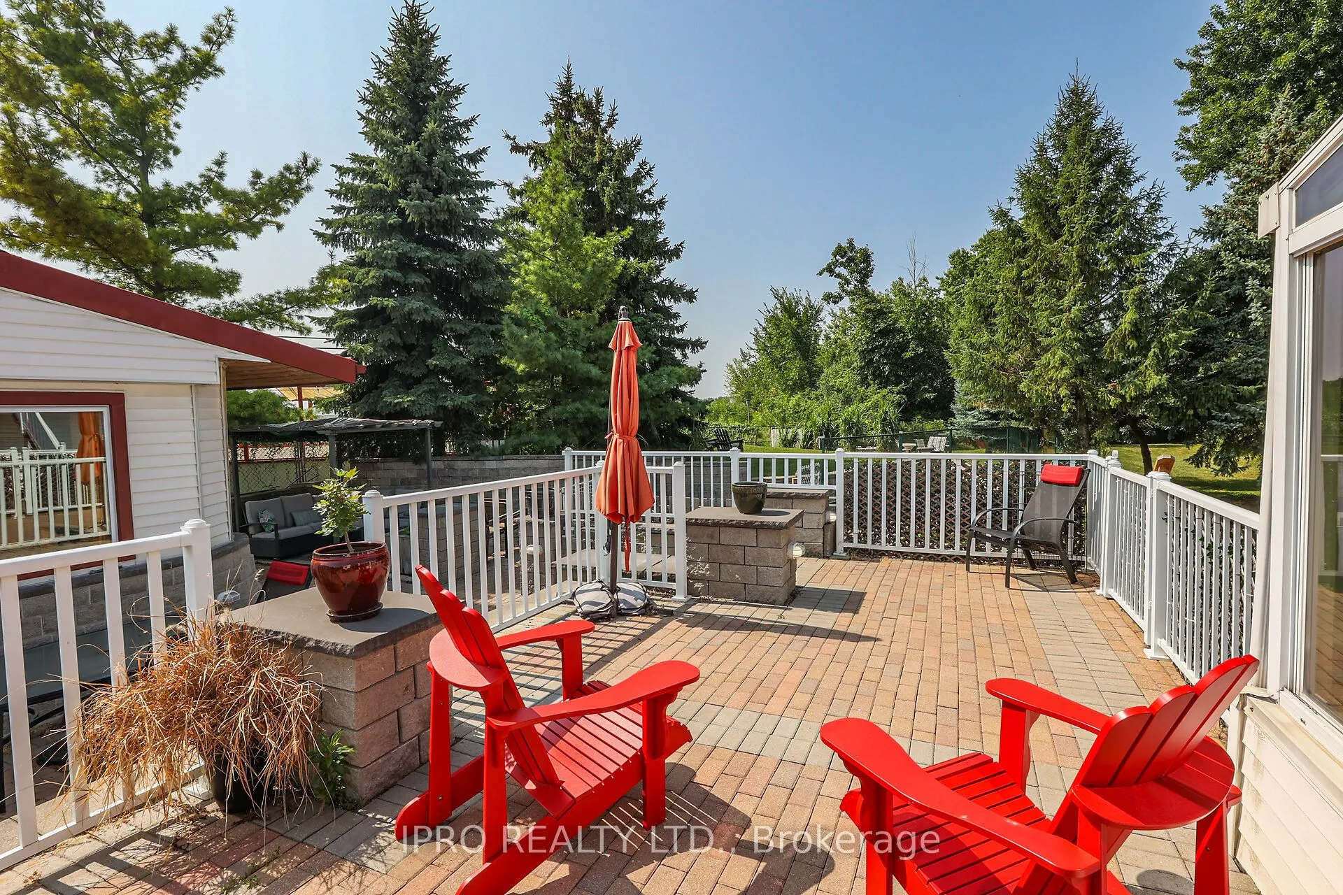 1027 Niagara Stone Road