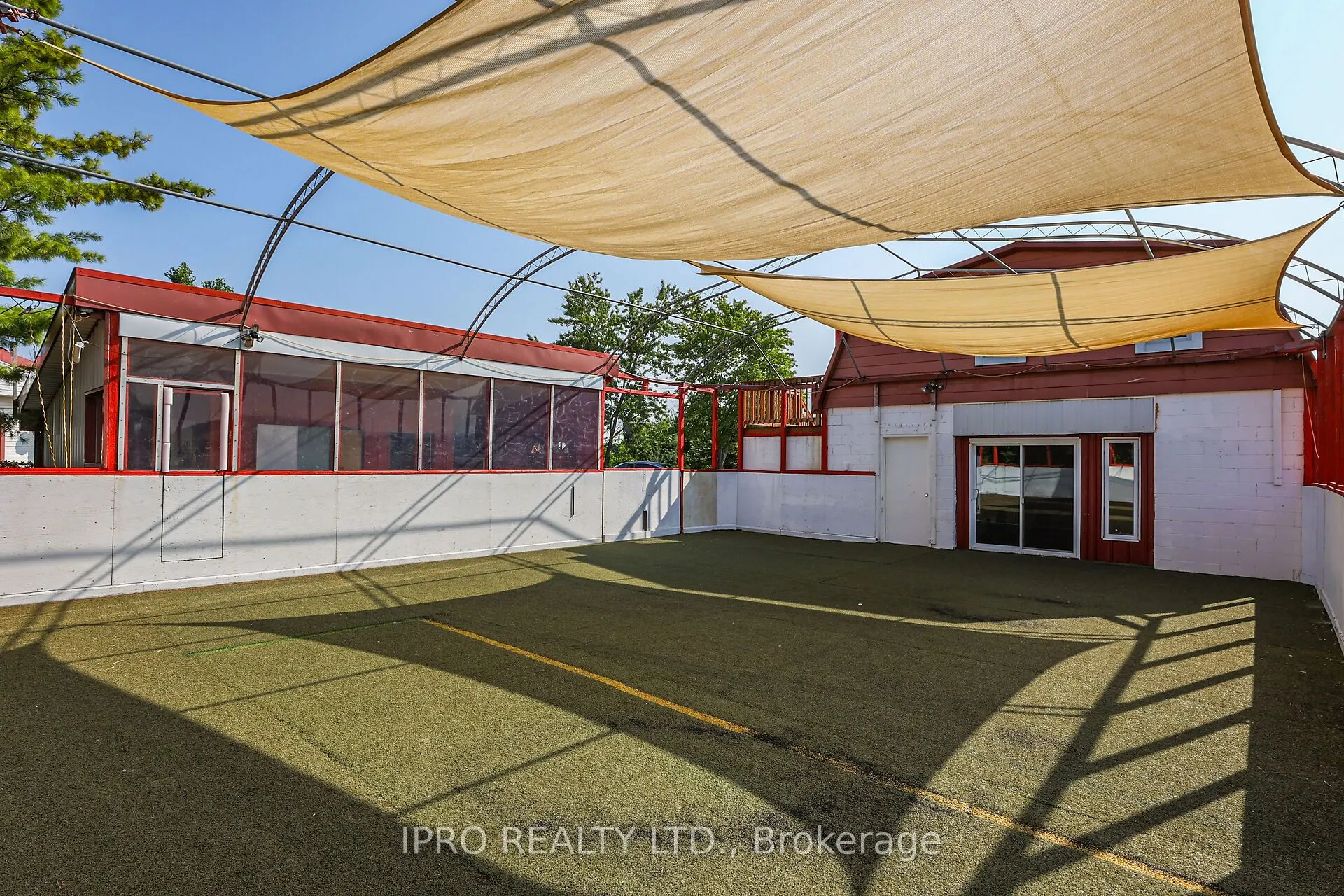 1027 Niagara Stone Road