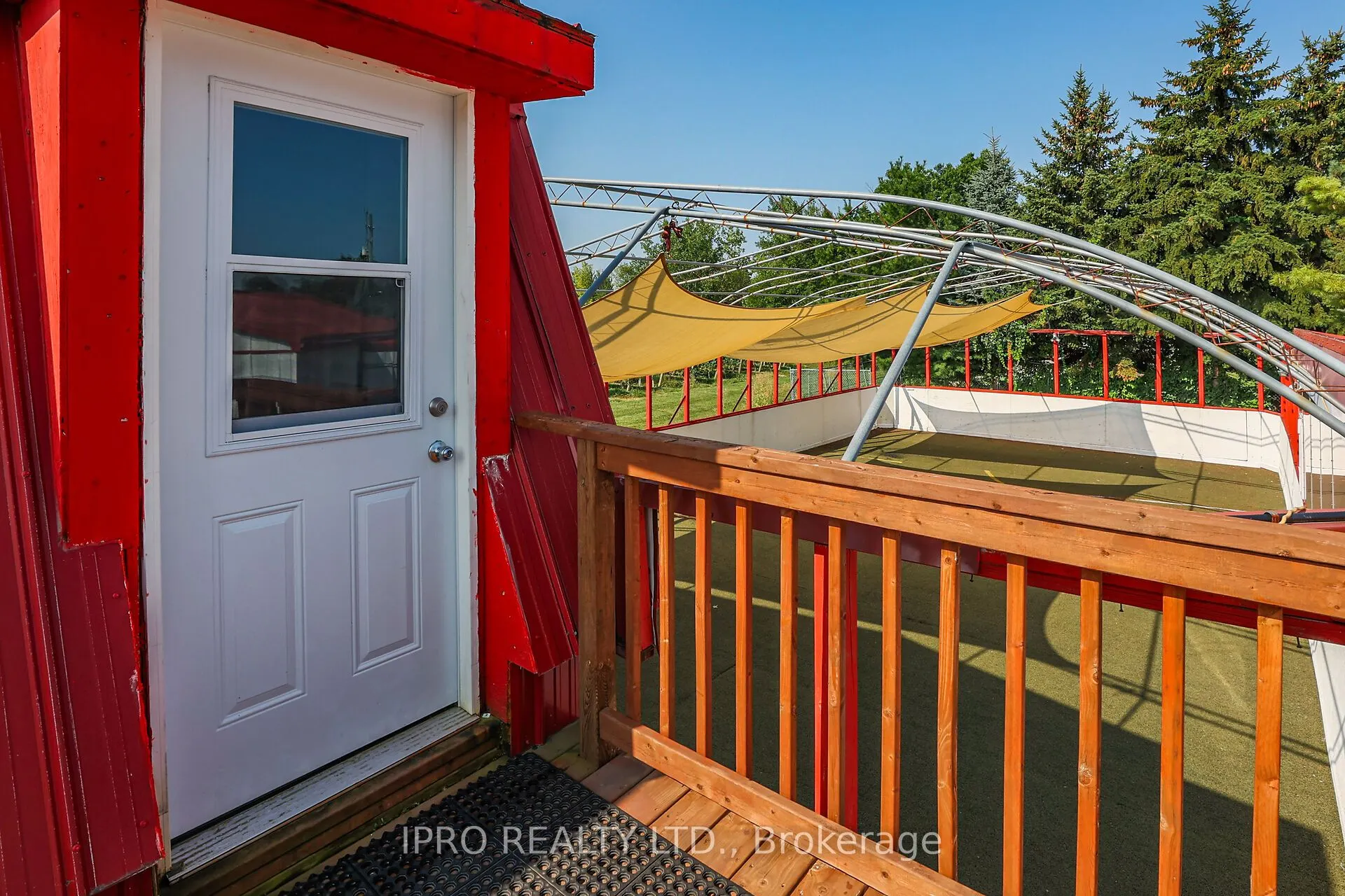 1027 Niagara Stone Road