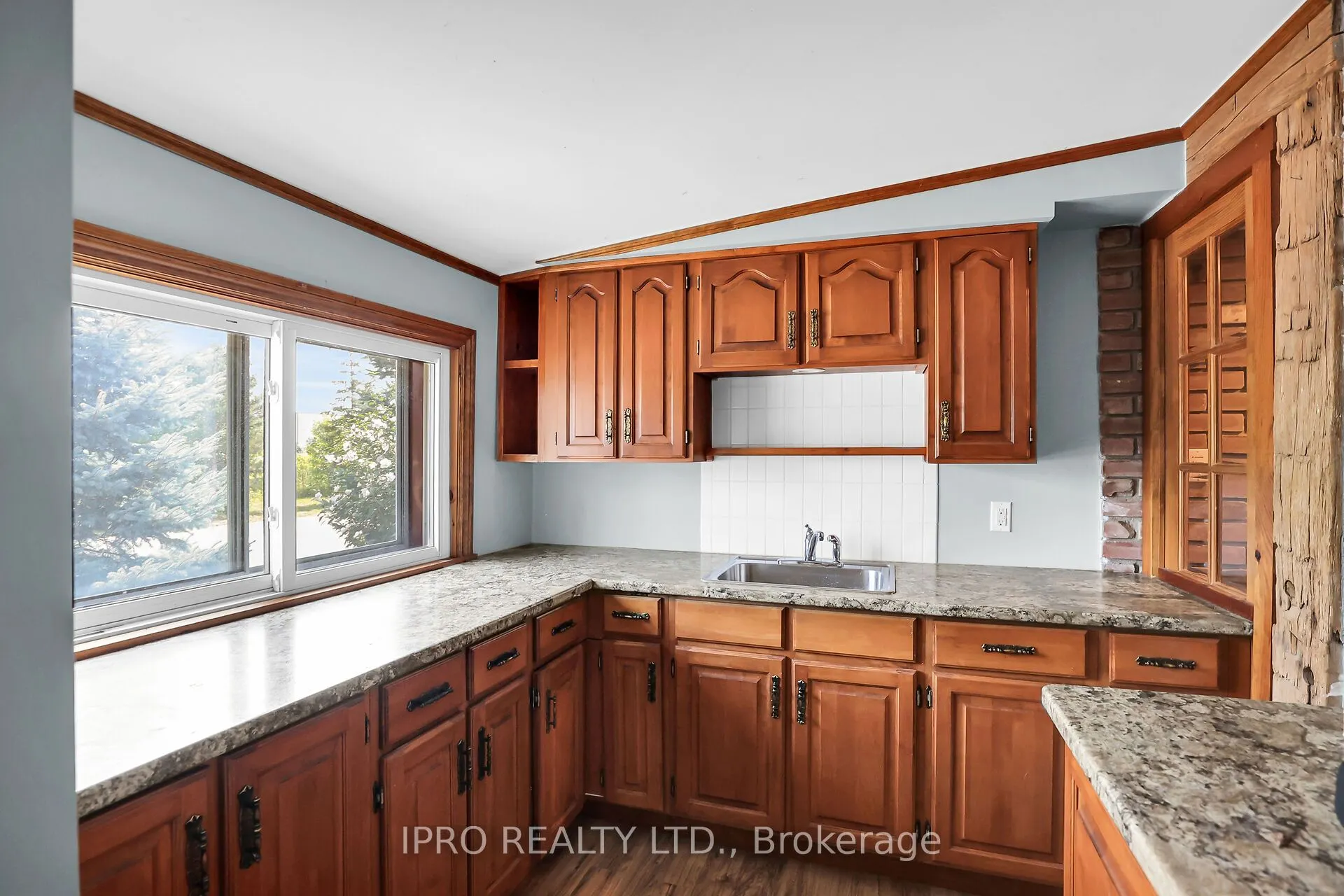 1027 Niagara Stone Road