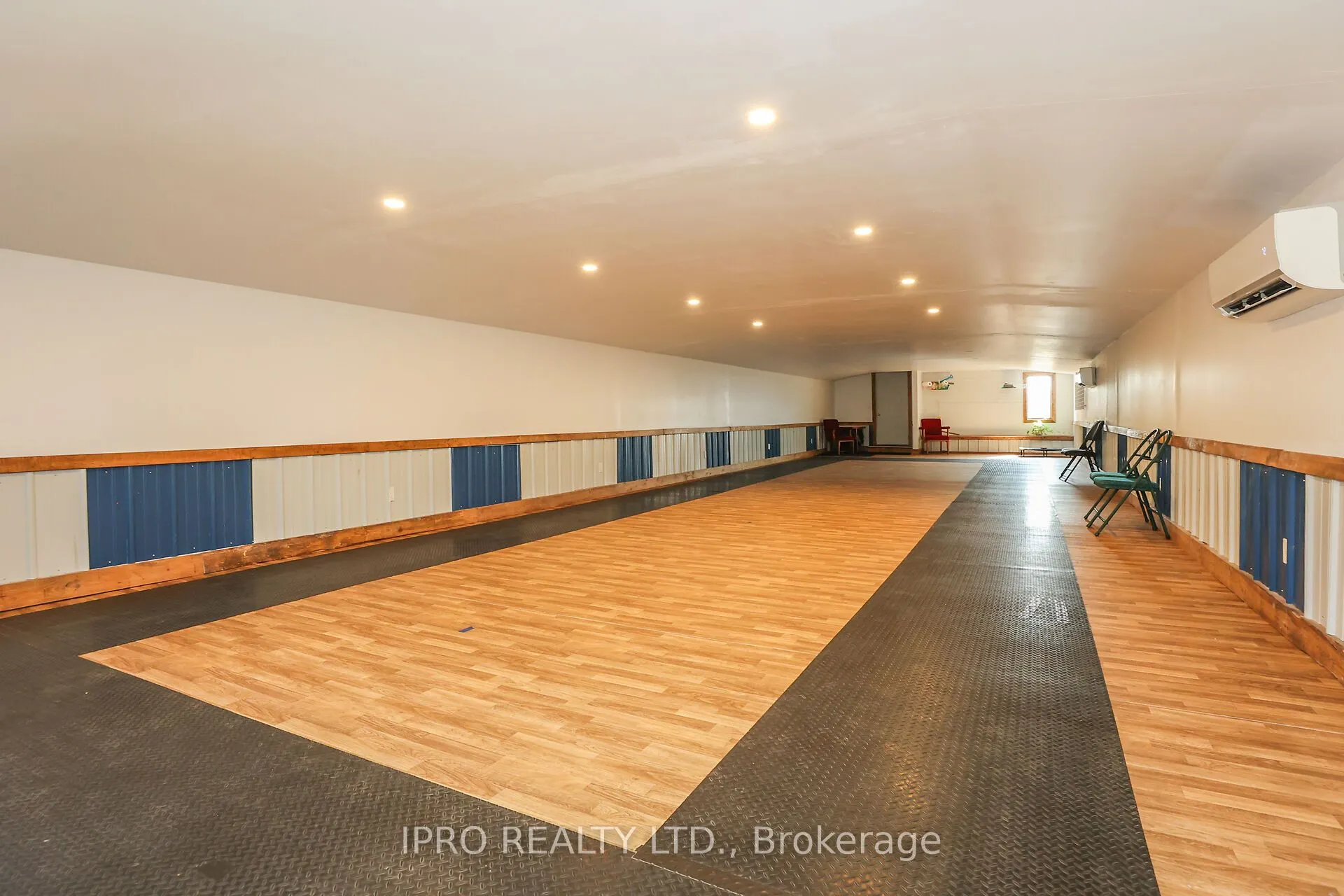 1027 Niagara Stone Road