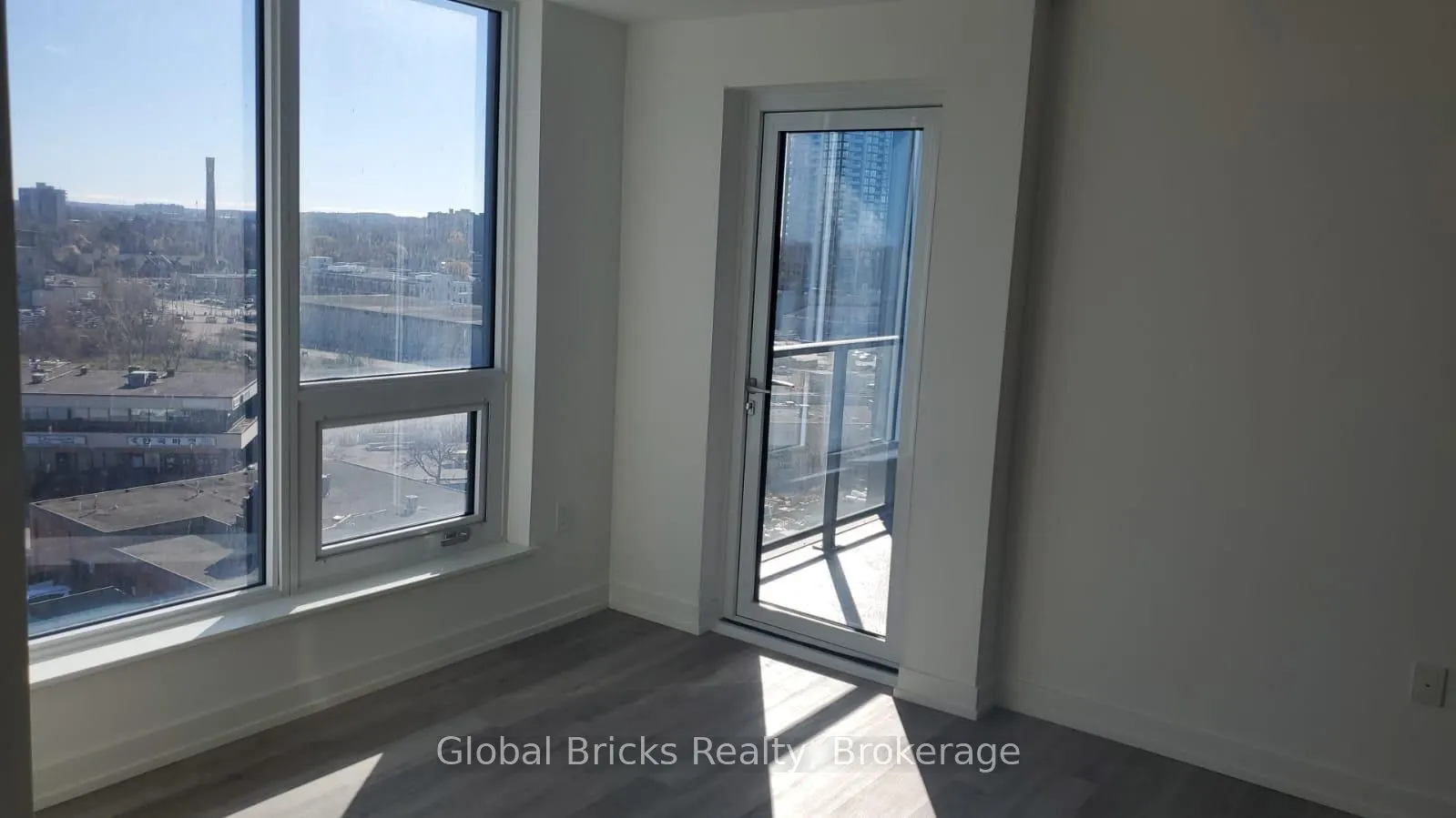 5 Wellington Street S, #612