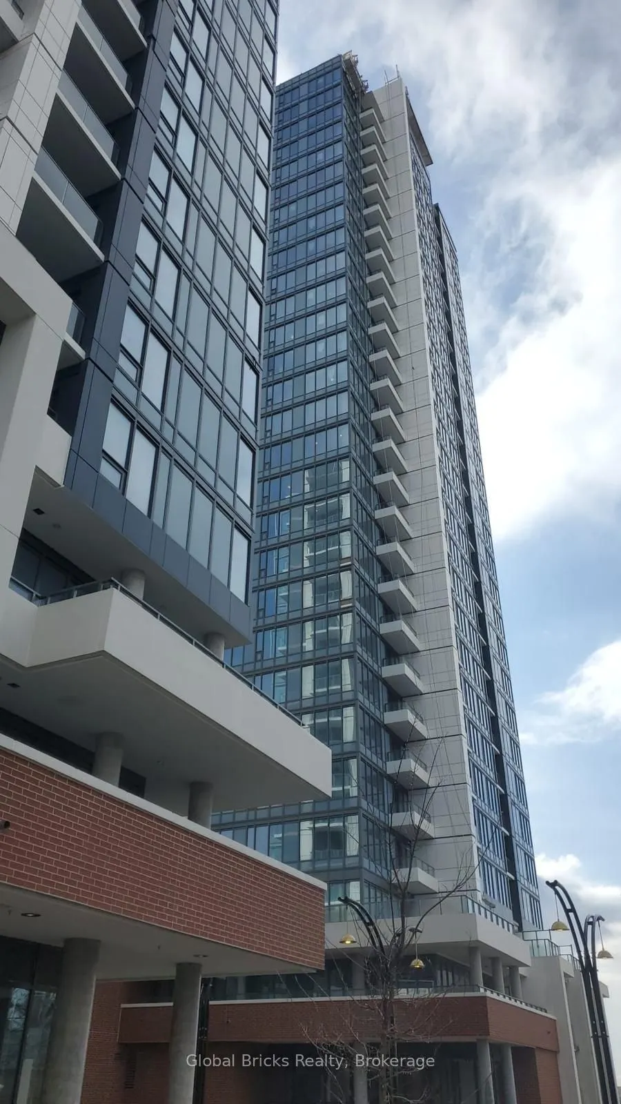 5 Wellington Street S, #612
