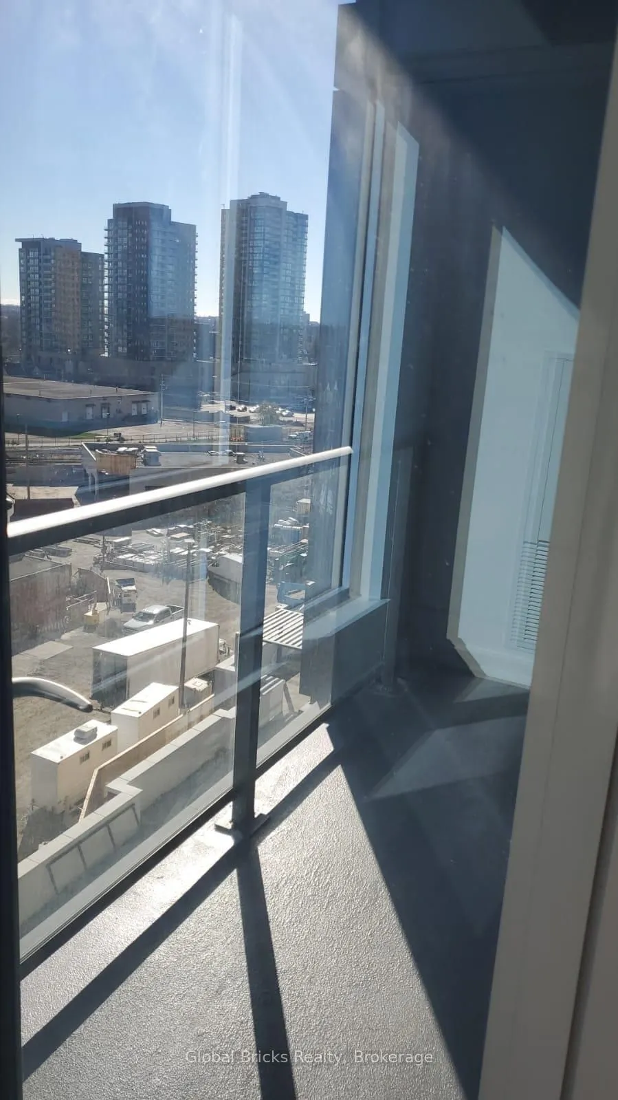 5 Wellington Street S, #612