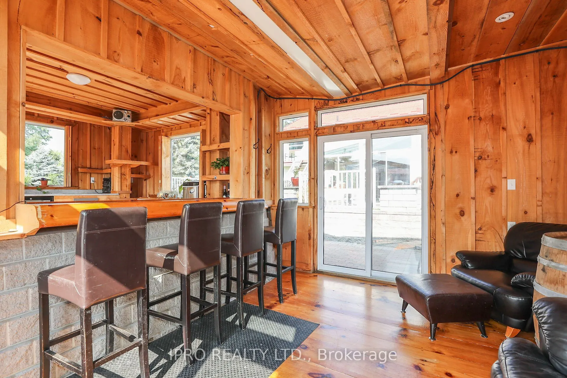 1027 Niagara Stone Road