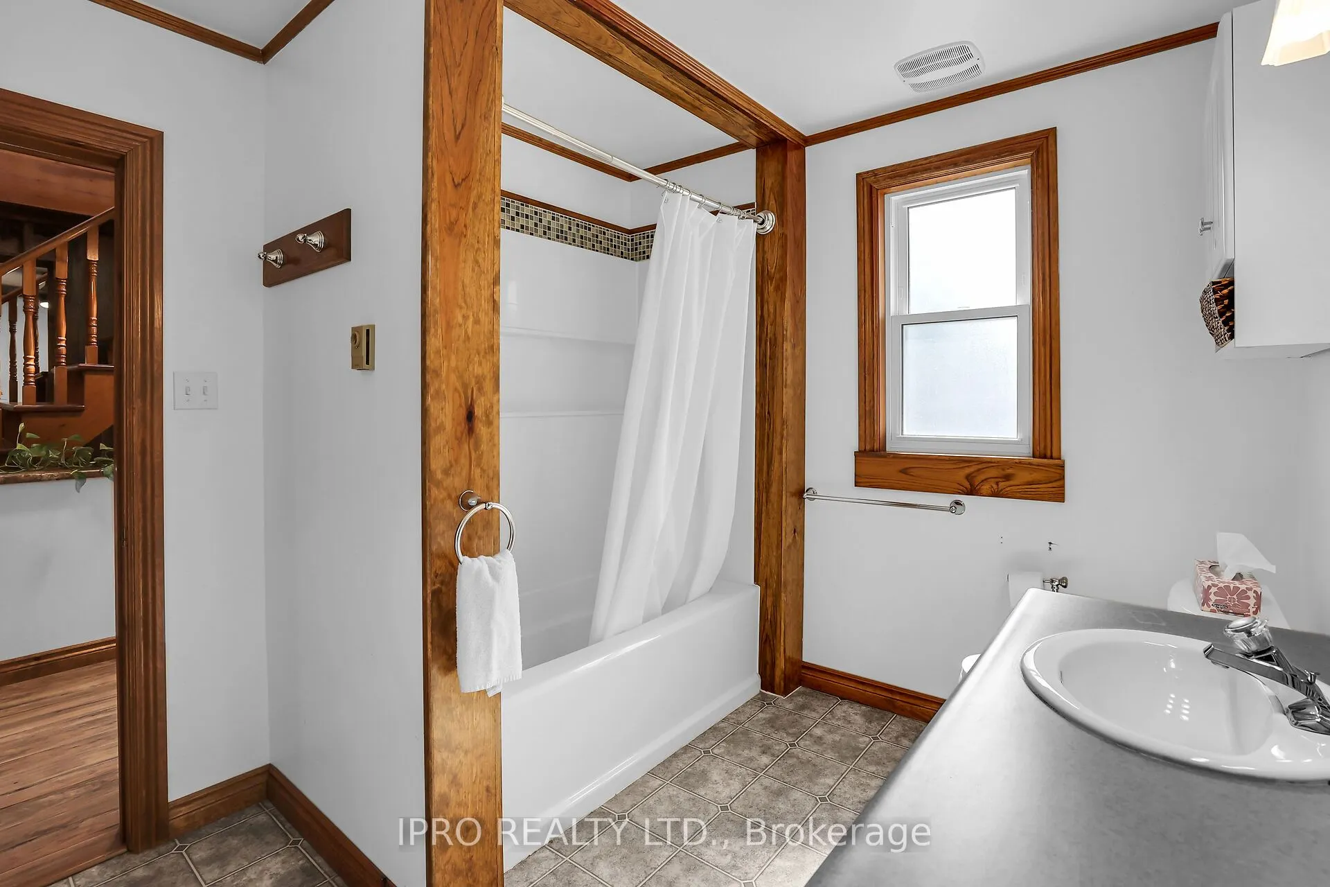 1027 Niagara Stone Road