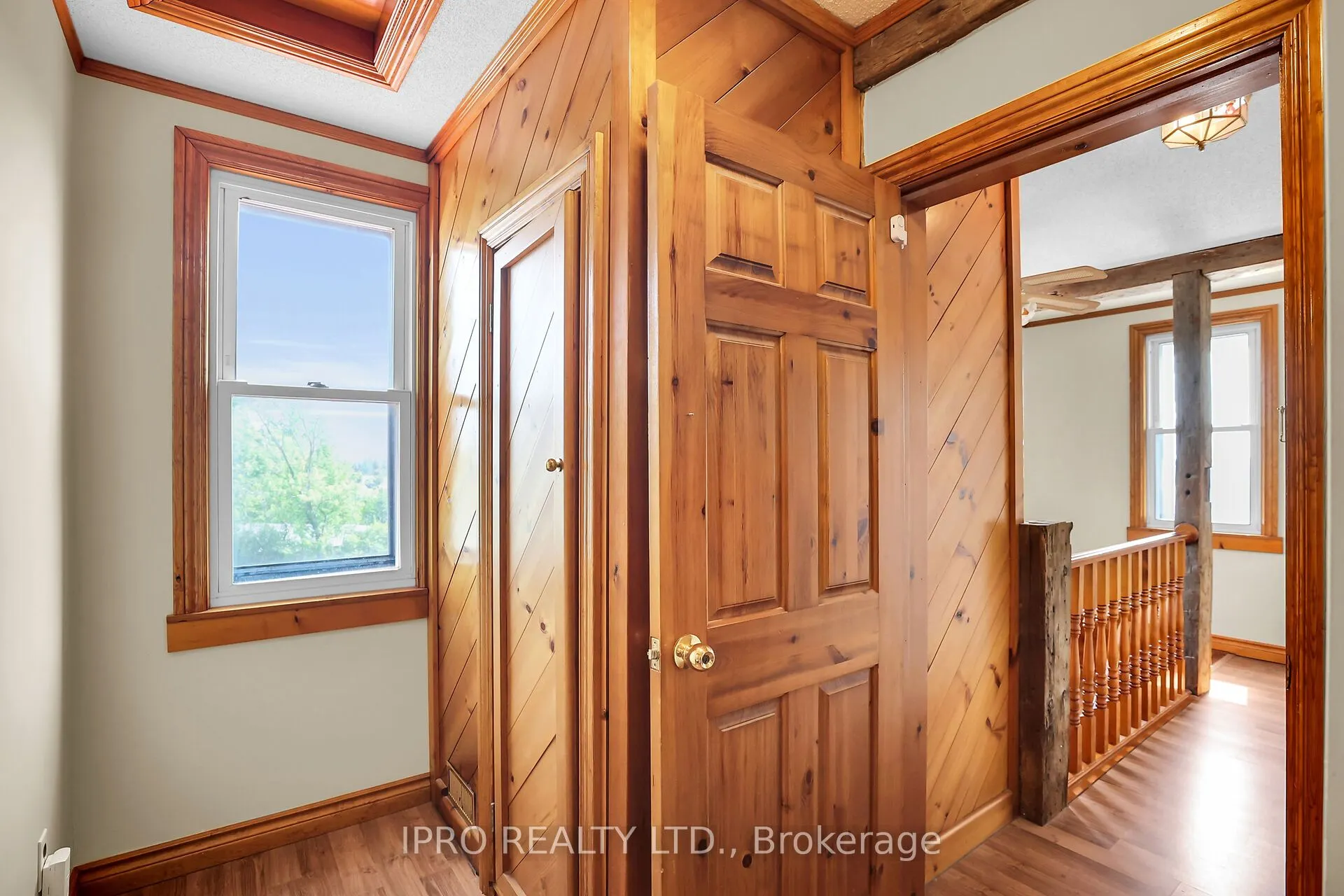 1027 Niagara Stone Road