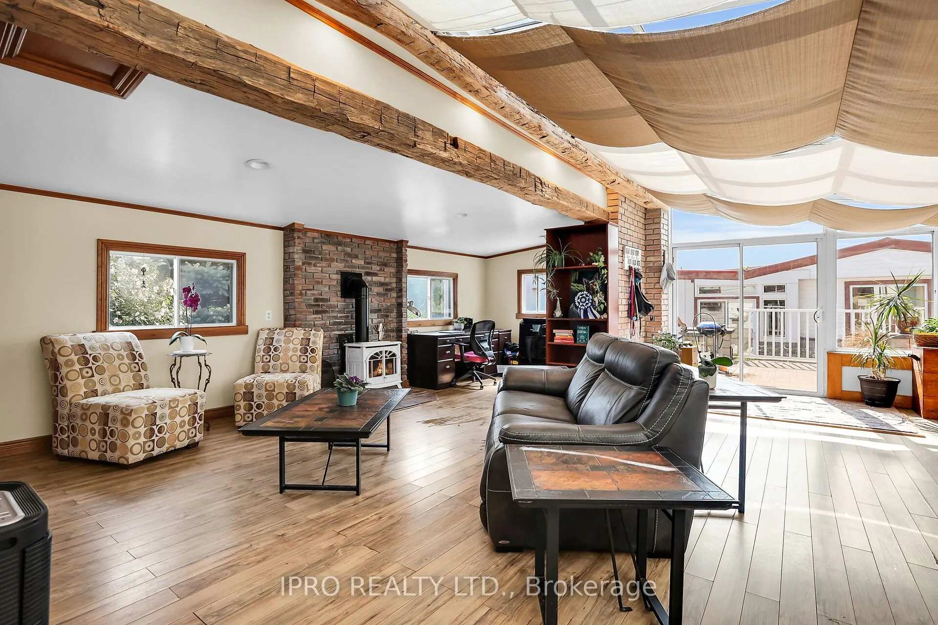 1027 Niagara Stone Road